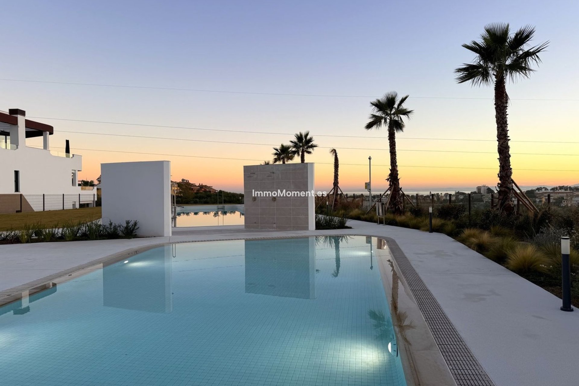 Resale - Apartment - Estepona - Cancelada