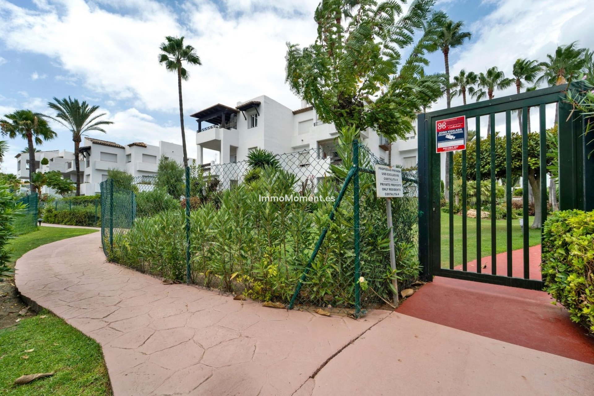 Resale - Apartment - Estepona - Cancelada