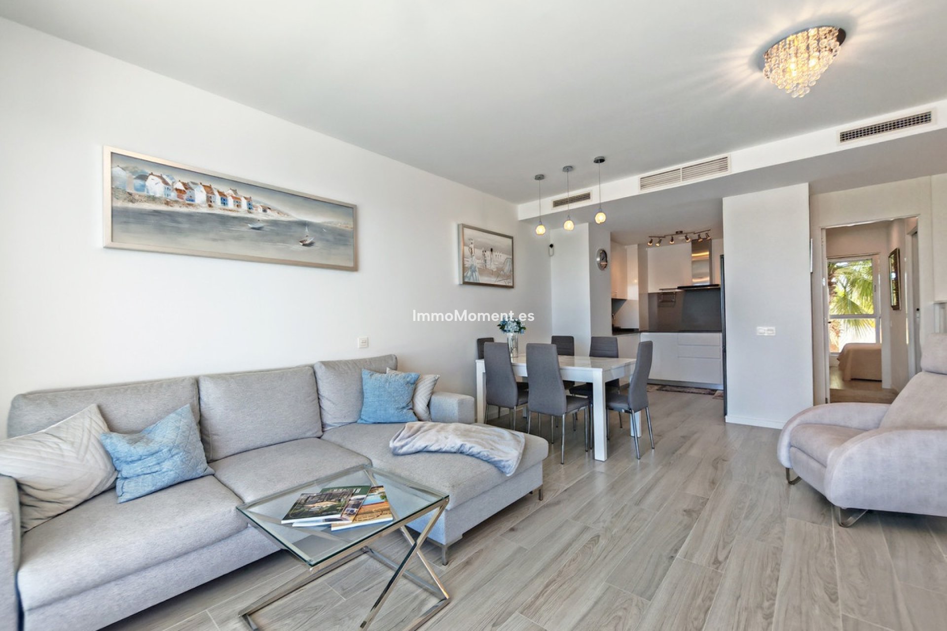 Resale - Apartment - Estepona - Cancelada