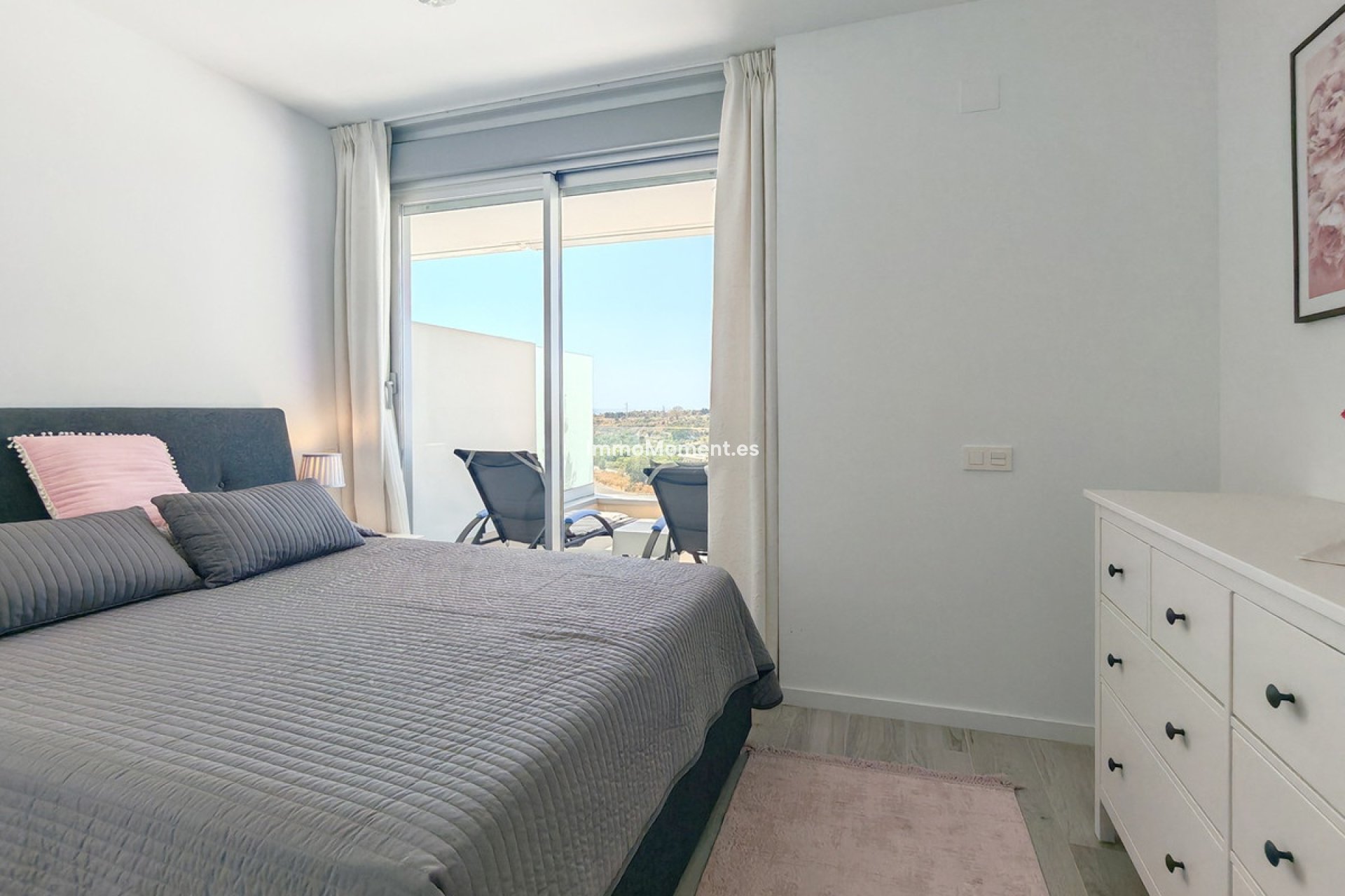 Resale - Apartment - Estepona - Cancelada