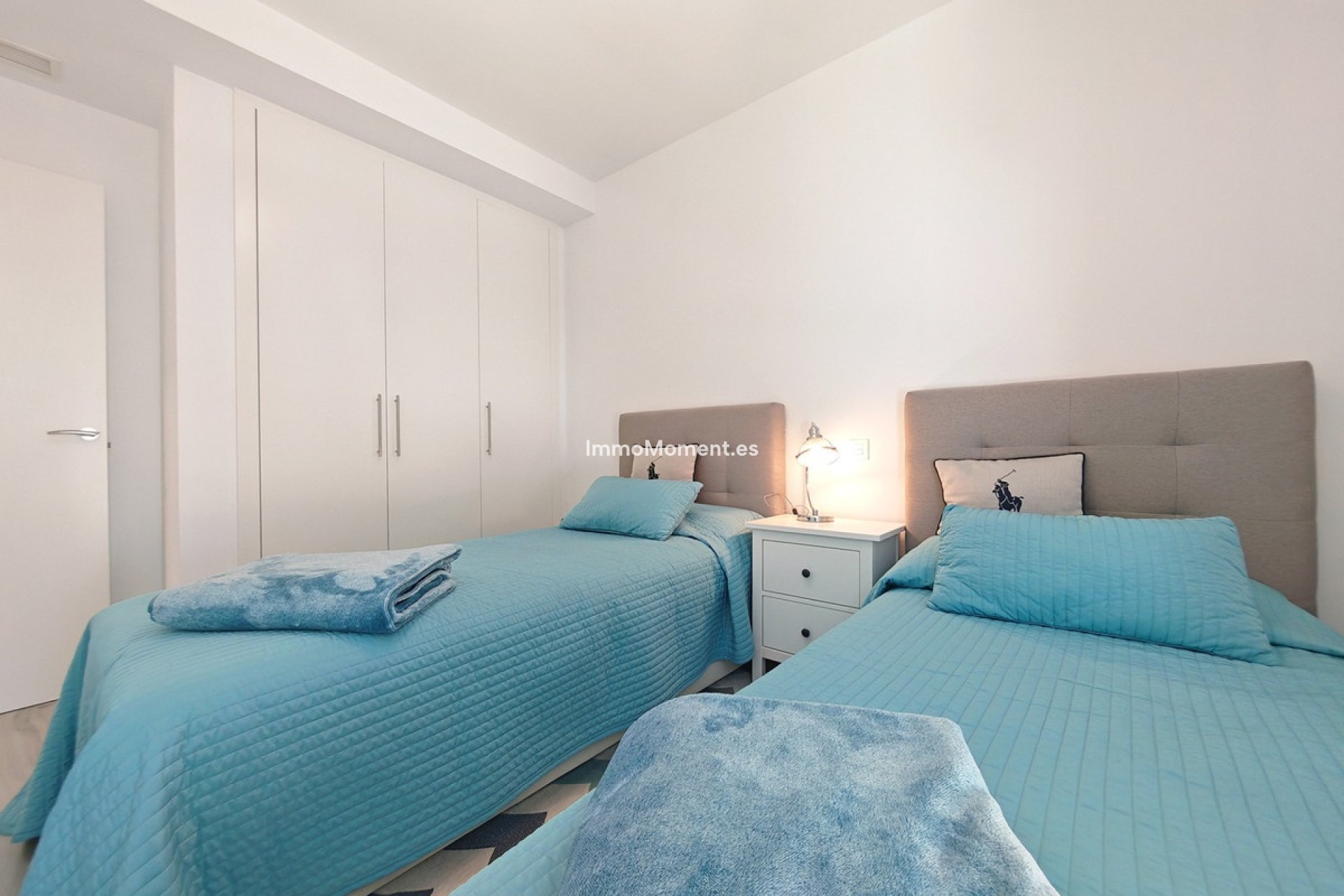 Resale - Apartment - Estepona - Cancelada
