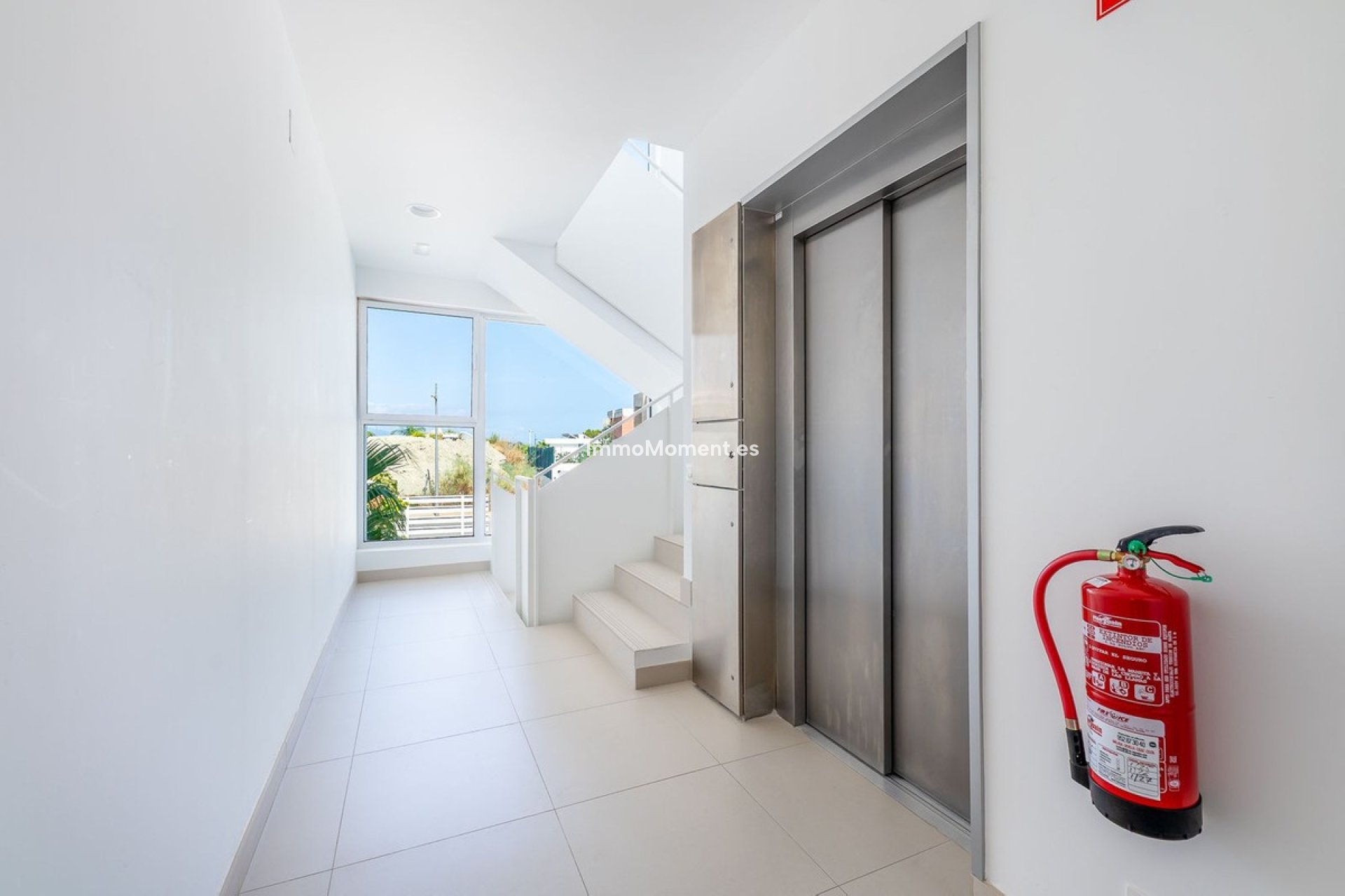 Resale - Apartment - Estepona - Cancelada