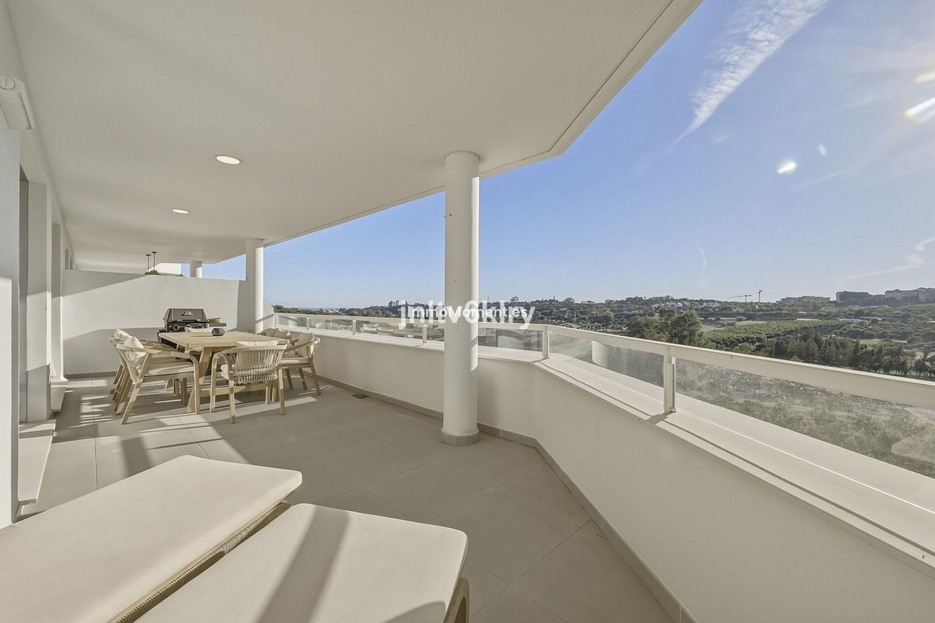 Resale - Apartment - Estepona - Cancelada