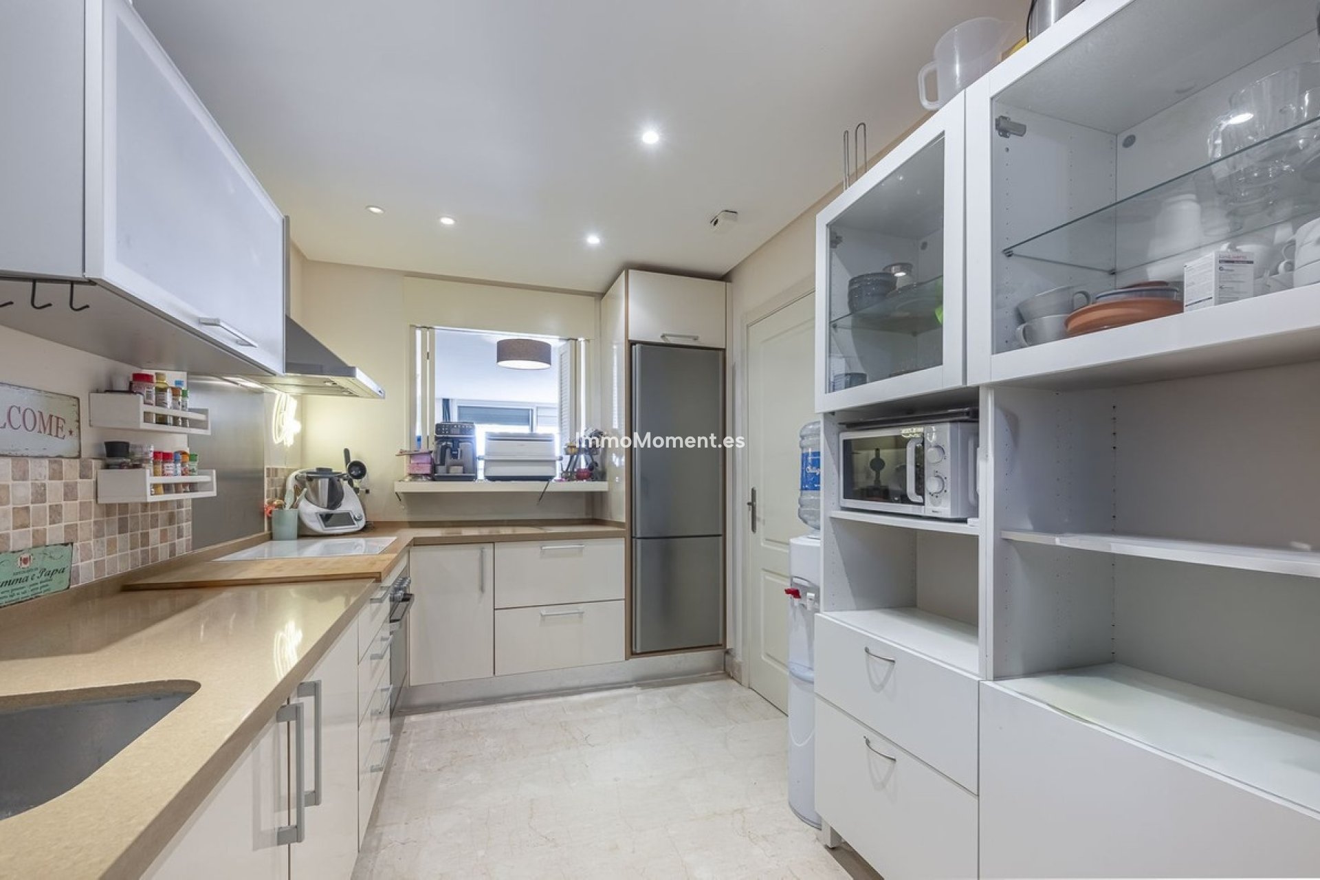 Resale - Apartment - Estepona - Cancelada