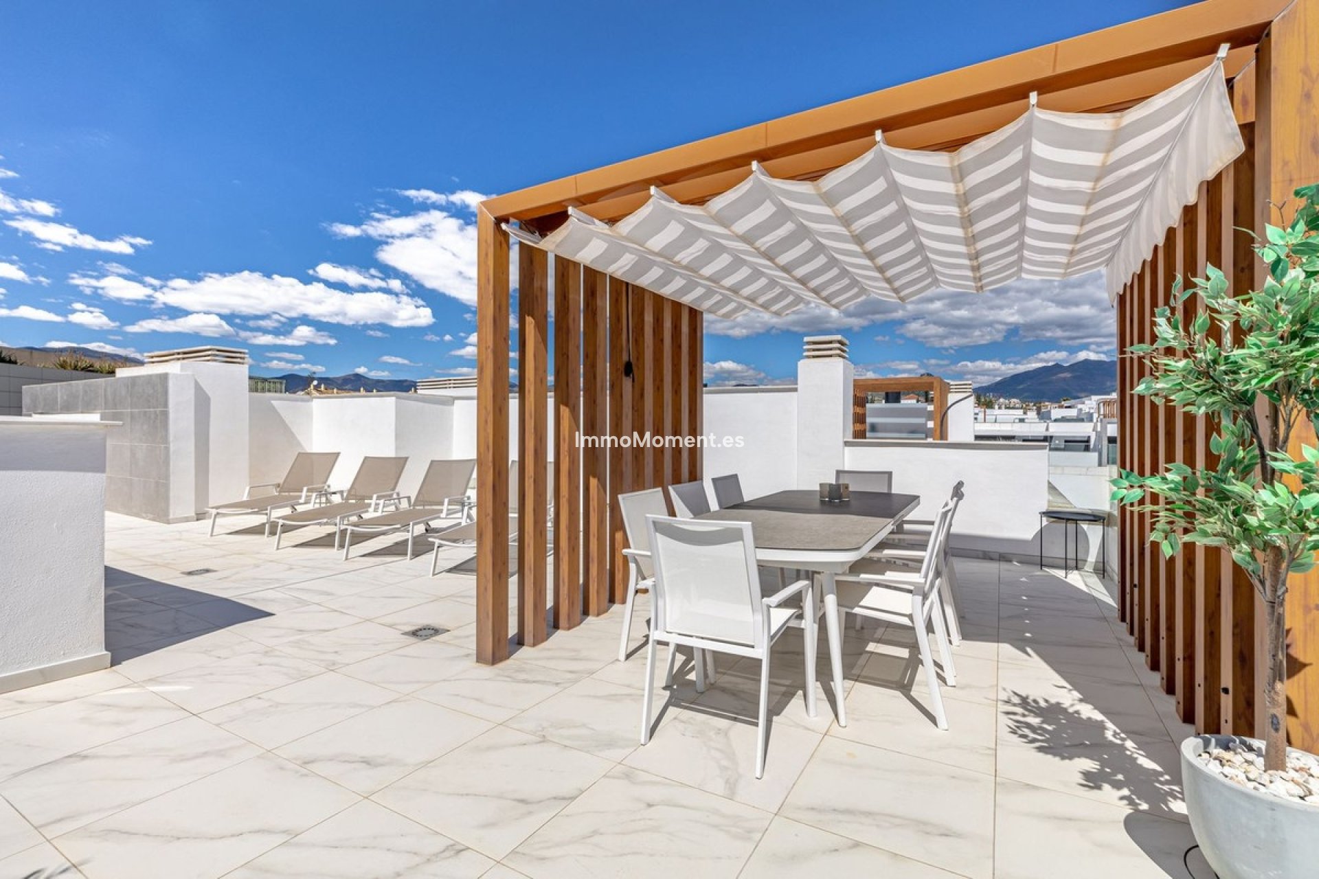 Resale - Apartment - Estepona - Cancelada