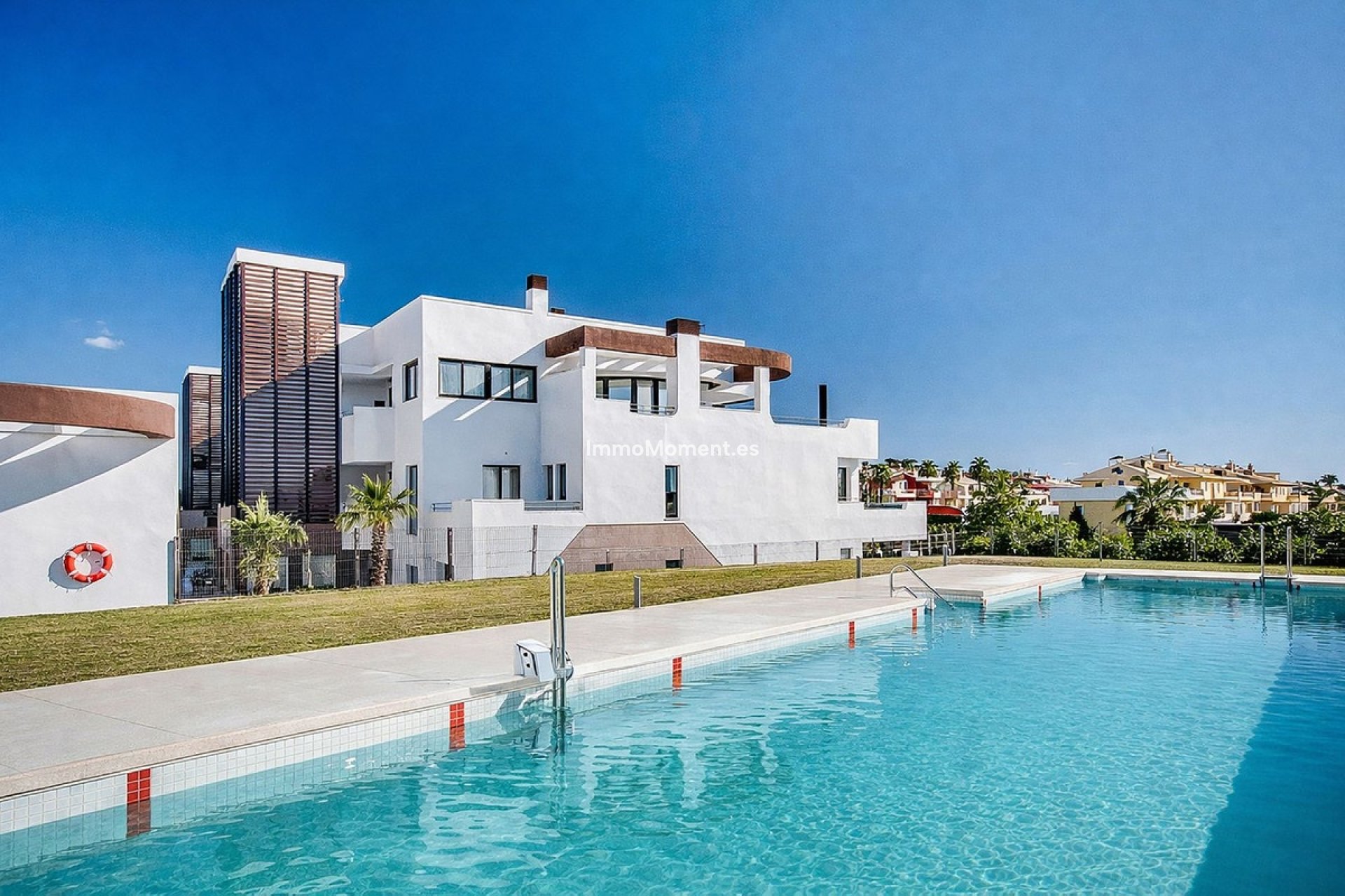 Resale - Apartment - Estepona - Cancelada