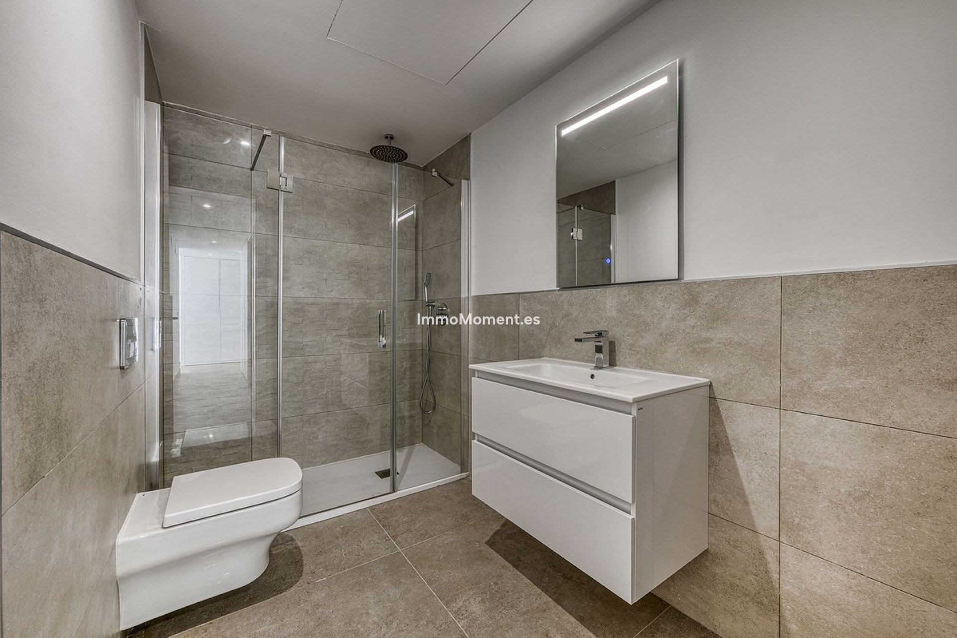 Resale - Apartment - Estepona - Cancelada