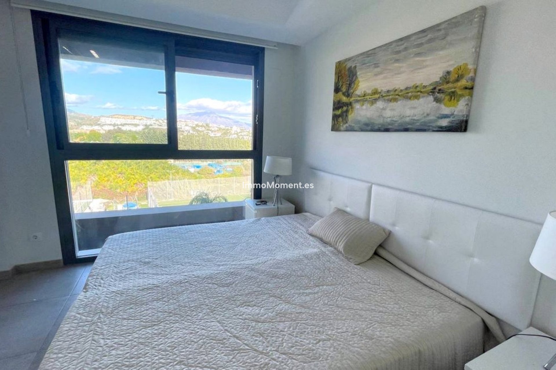 Resale - Apartment - Estepona - Cancelada