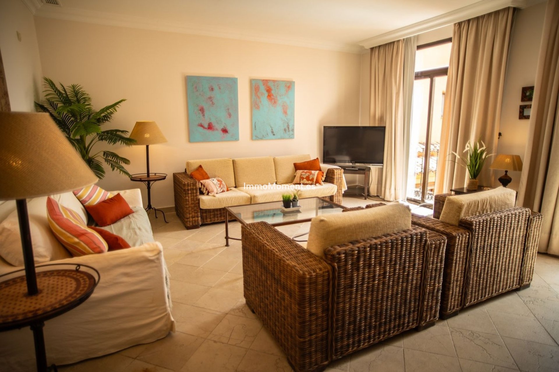 Resale - Apartment - Estepona - Cancelada