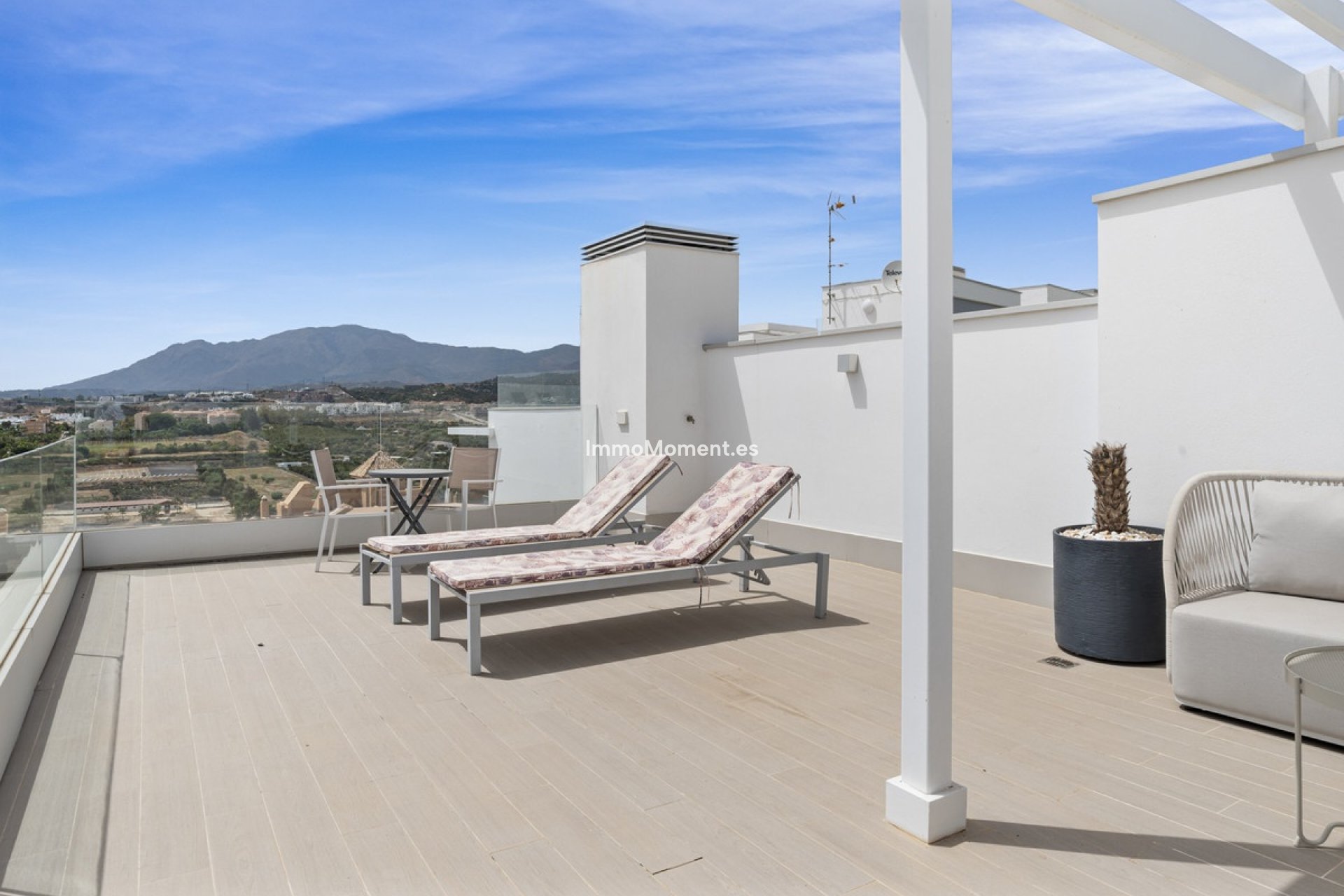 Resale - Apartment - Estepona - Cancelada
