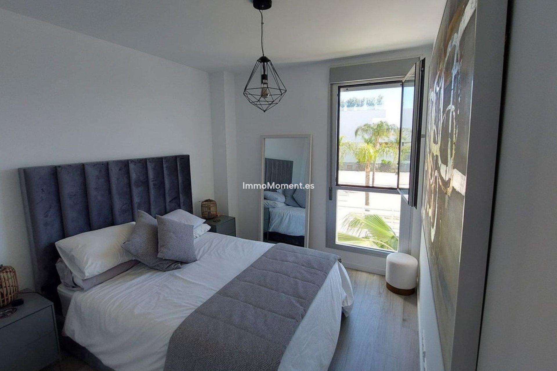 Resale - Apartment - Estepona - Cancelada