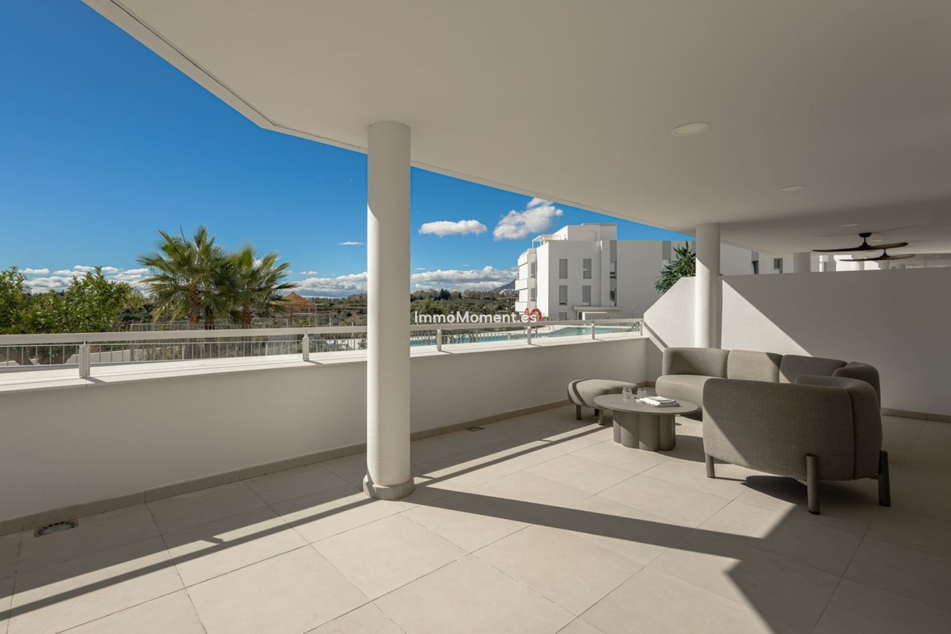 Resale - Apartment - Estepona - Cancelada