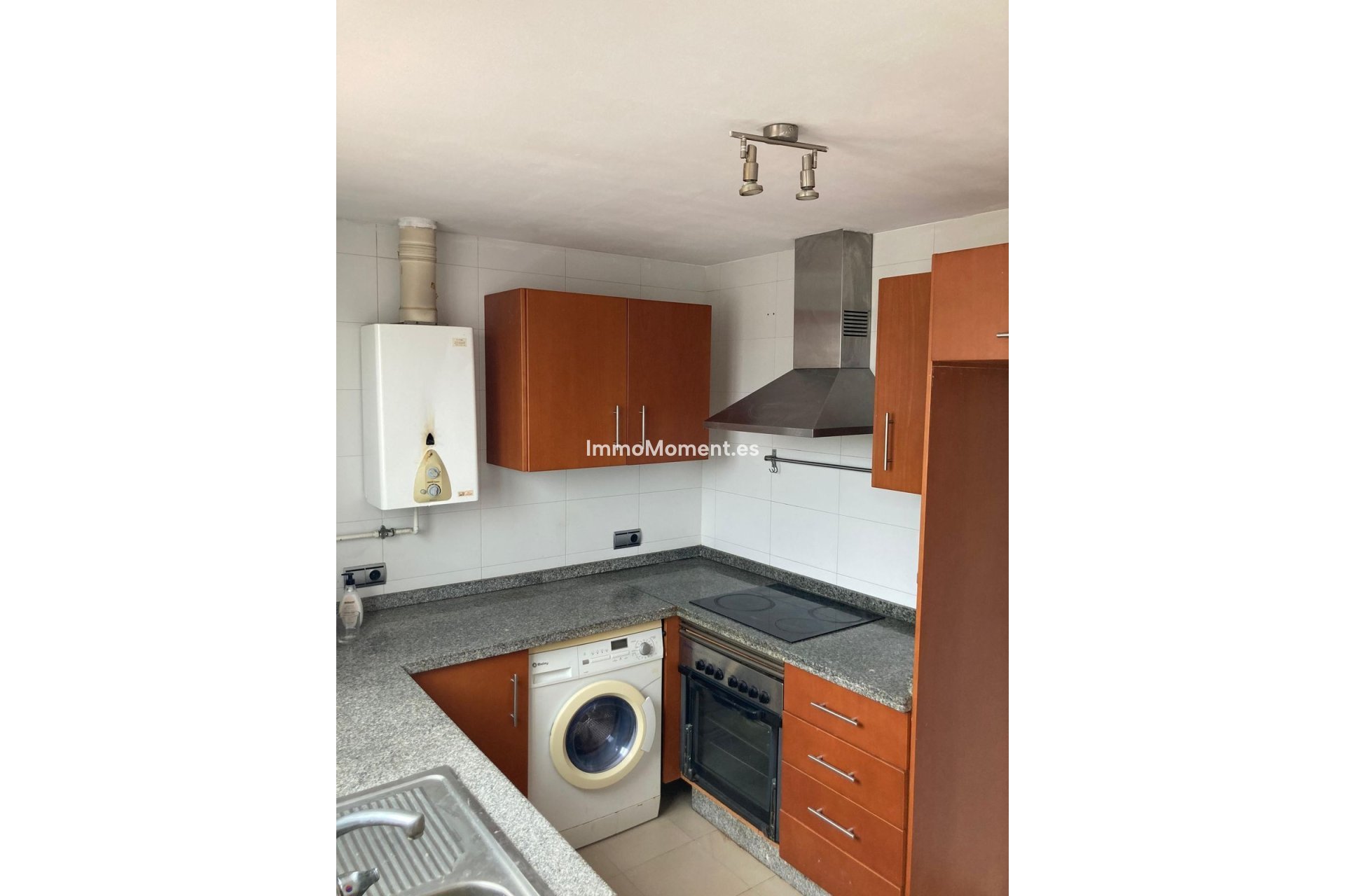 Resale - Apartment - Estepona - Cancelada