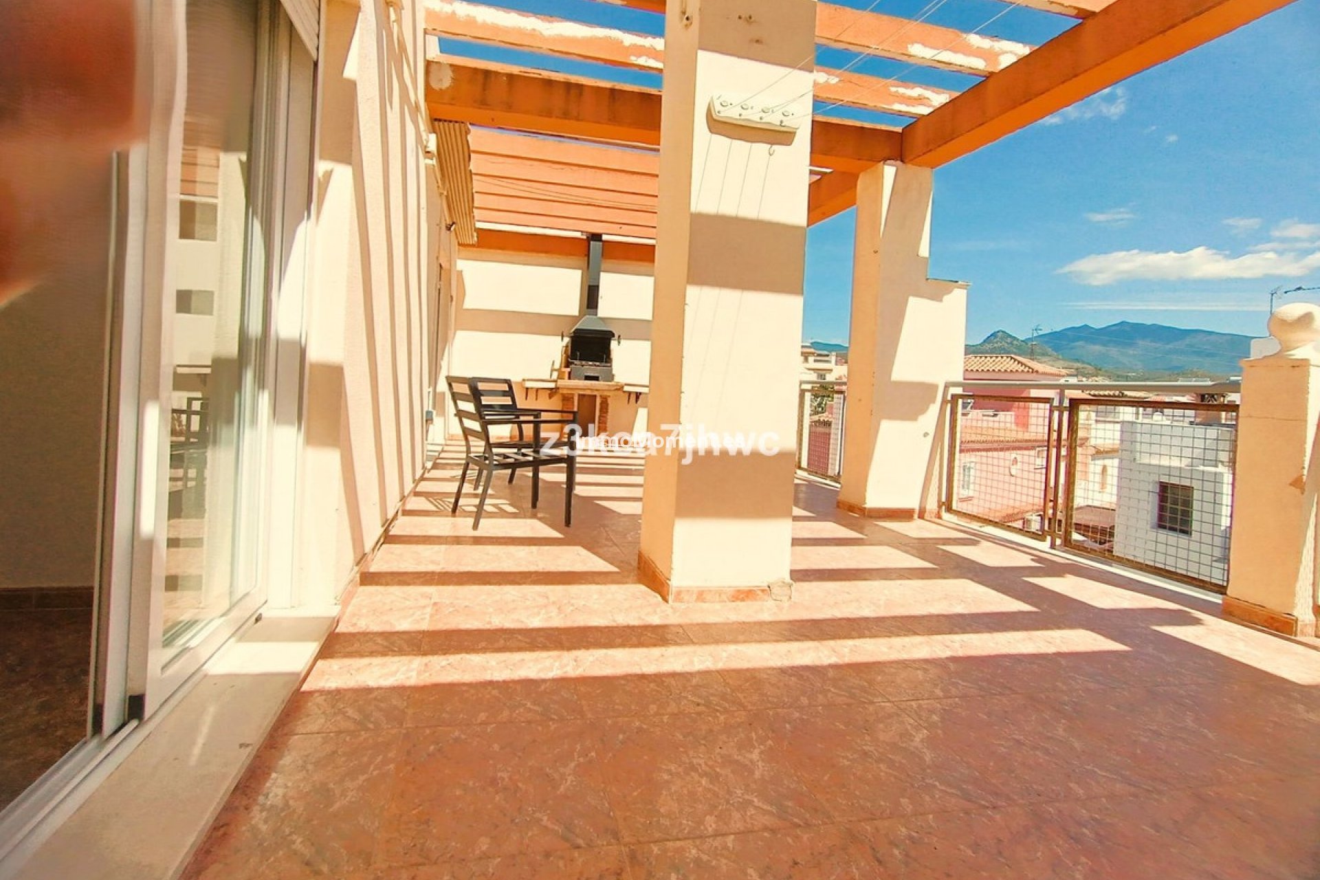 Resale - Apartment - Estepona - Cancelada