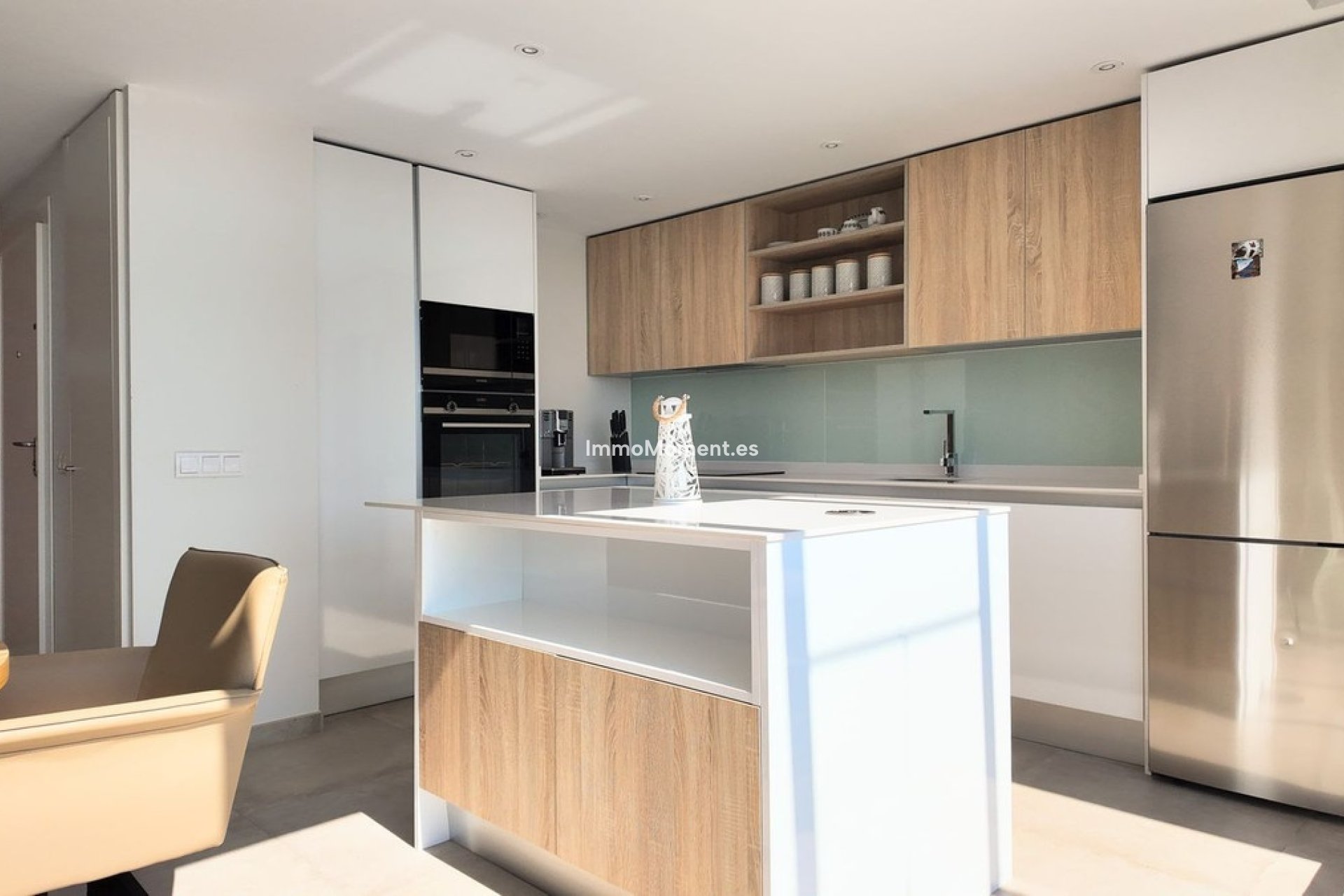 Resale - Apartment - Estepona - Cancelada