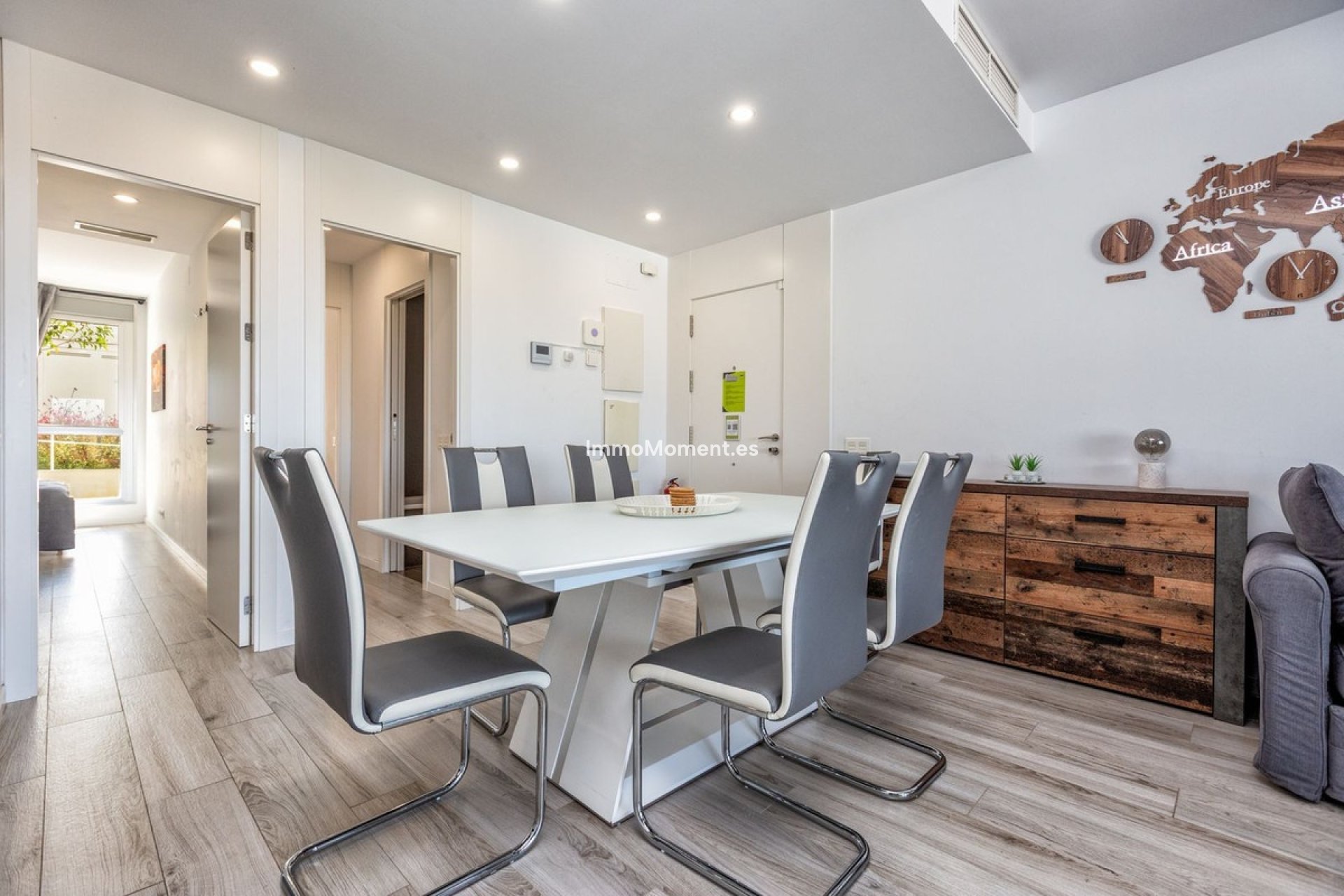 Resale - Apartment - Estepona - Cancelada