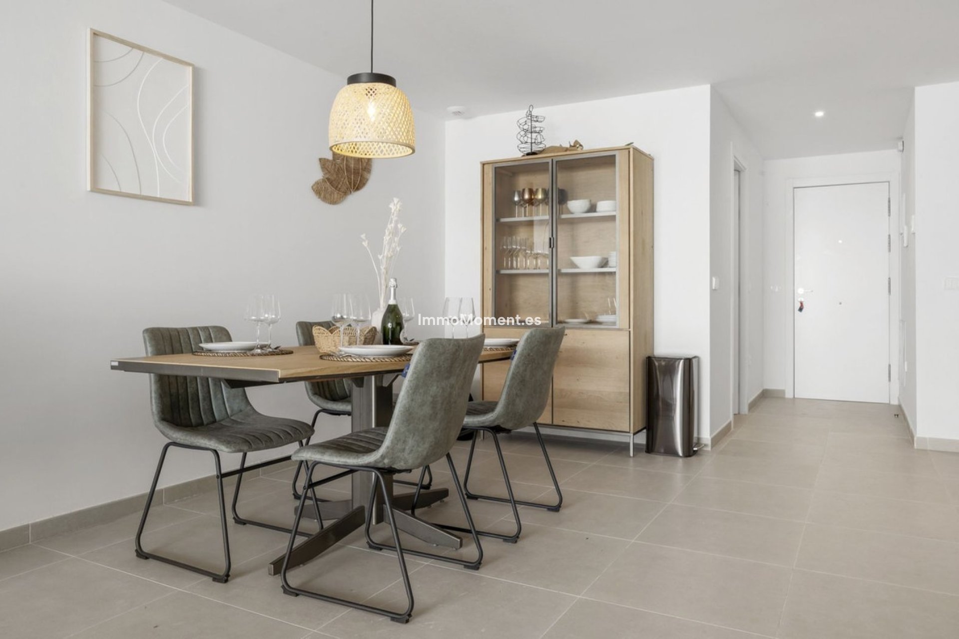 Resale - Apartment - Estepona - Cancelada