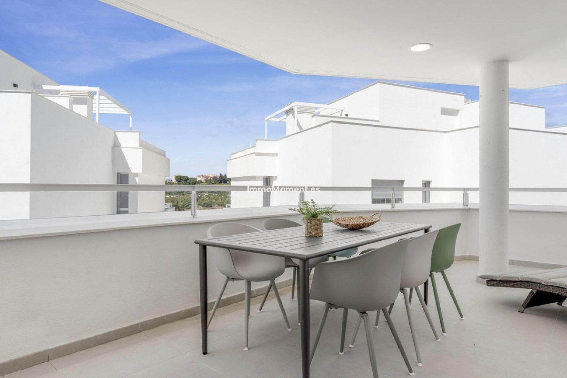 Resale - Apartment - Estepona - Cancelada