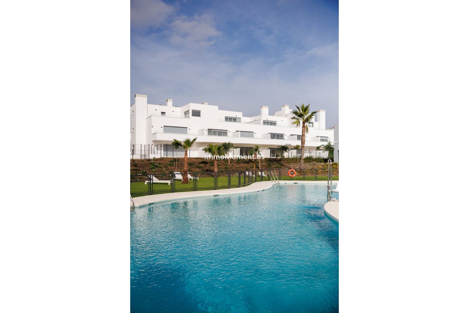 Resale - Apartment - Estepona - Cancelada