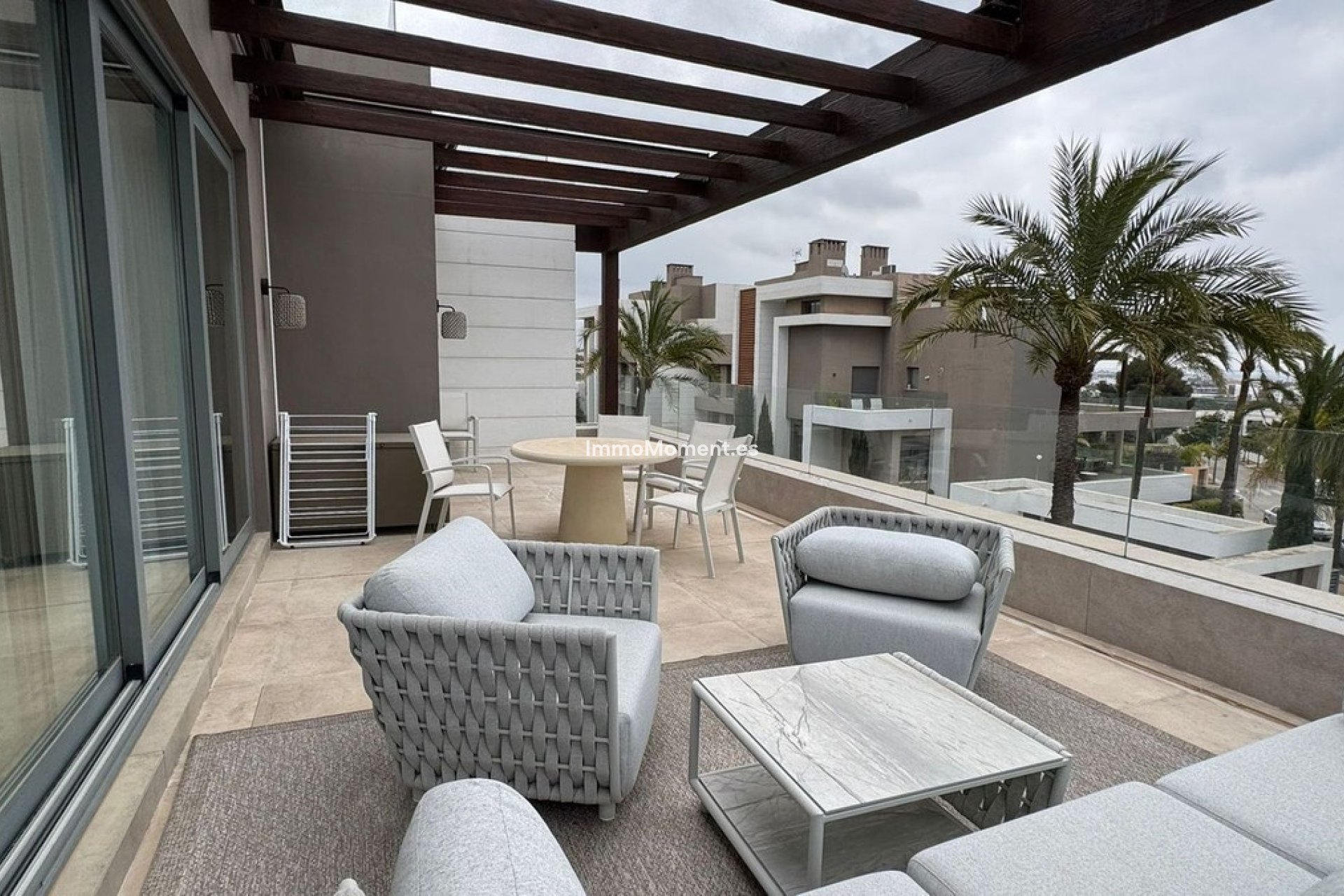 Resale - Apartment - Estepona - Cancelada