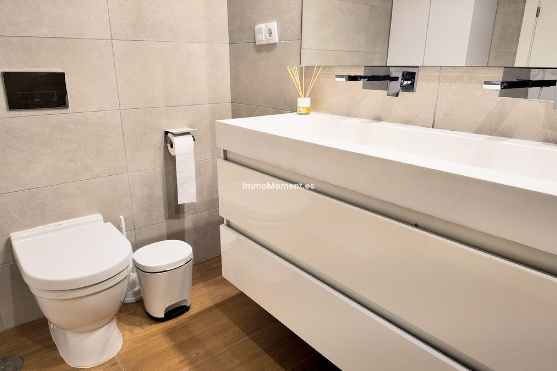 Resale - Apartment - Estepona - Cancelada