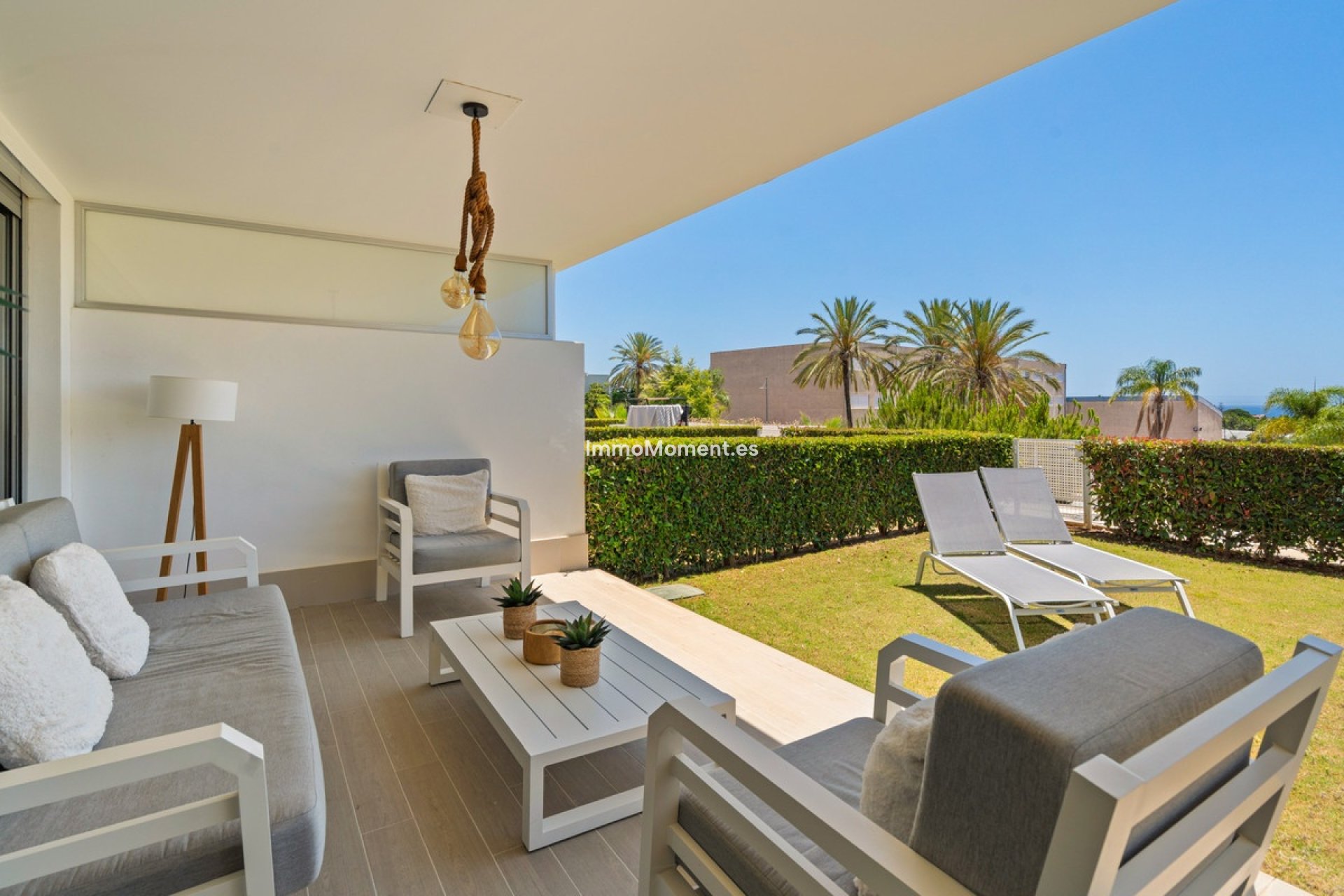 Resale - Apartment - Estepona - Cancelada