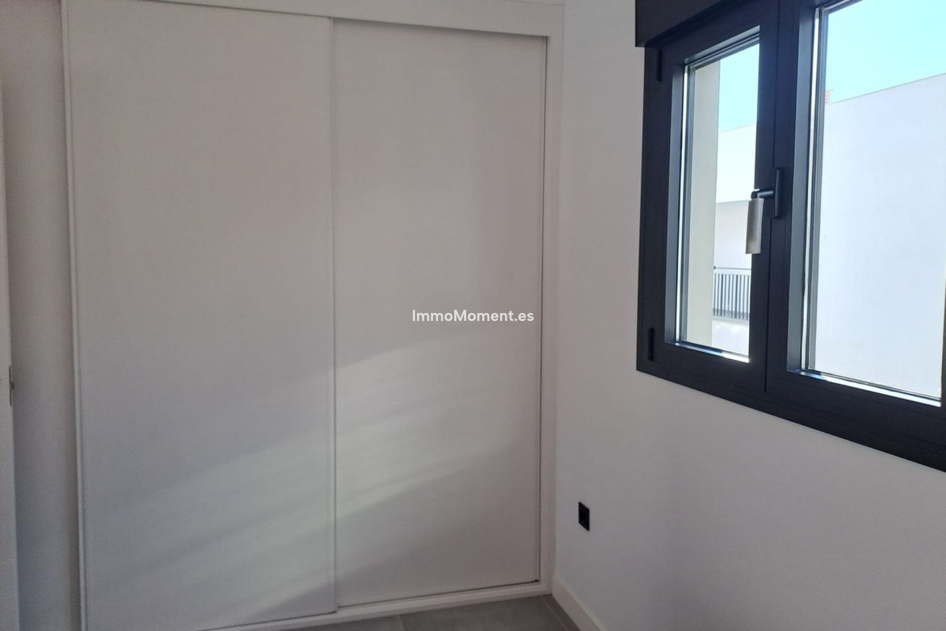 Resale - Apartment - Estepona - Cancelada