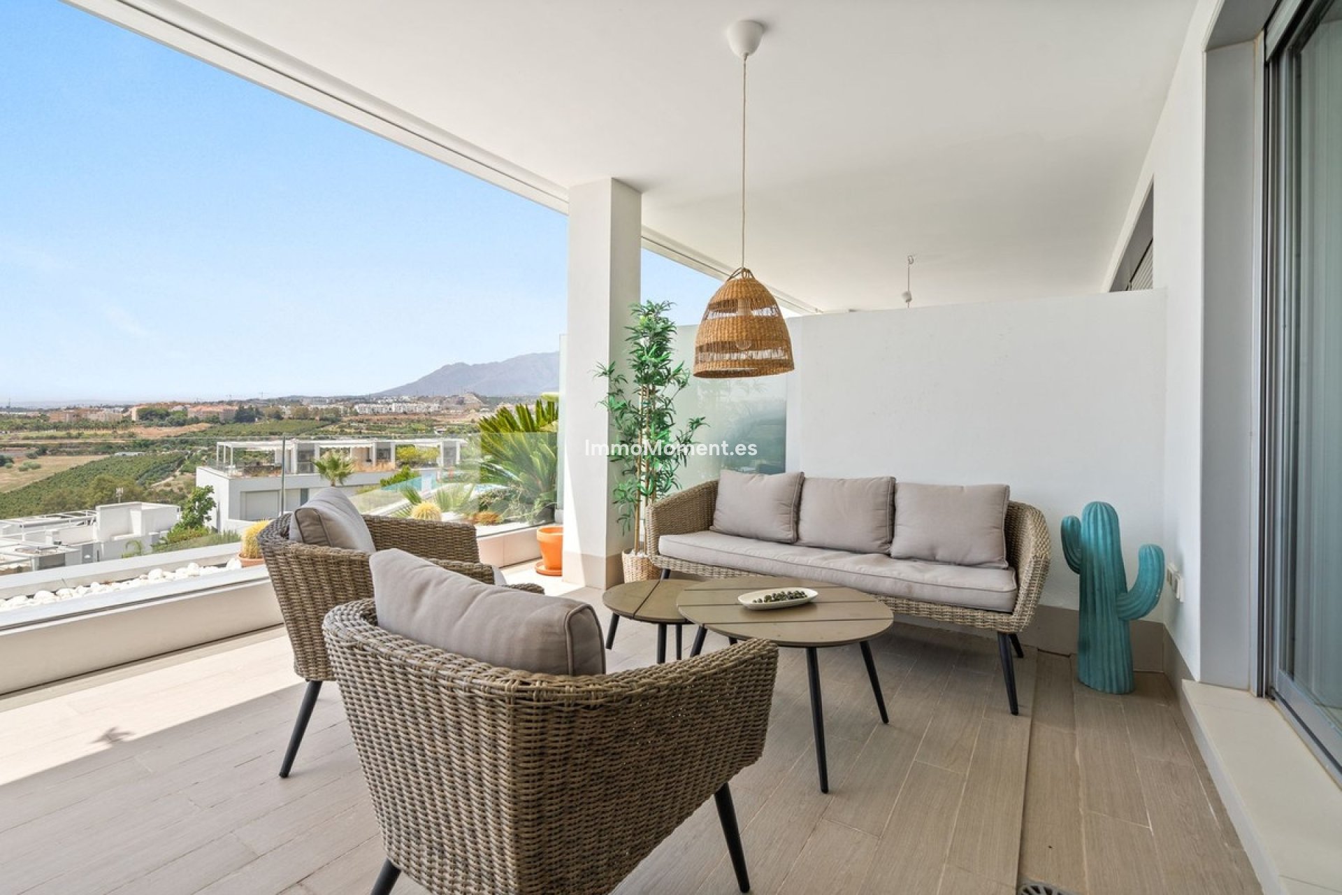 Resale - Apartment - Estepona - Cancelada