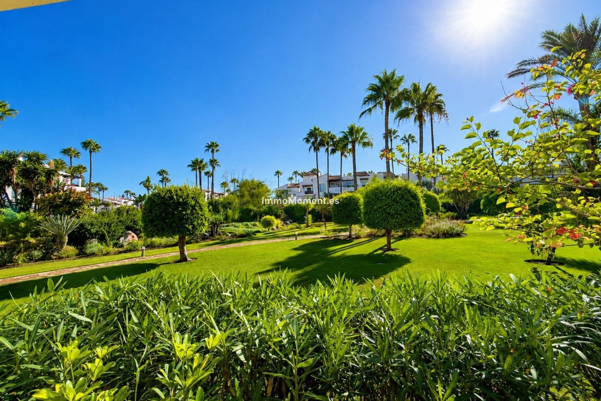 Resale - Apartment - Estepona - Costalita