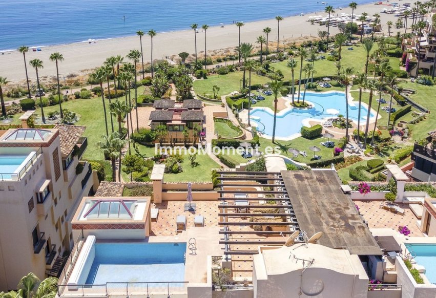 Resale - Apartment - Estepona - Costalita