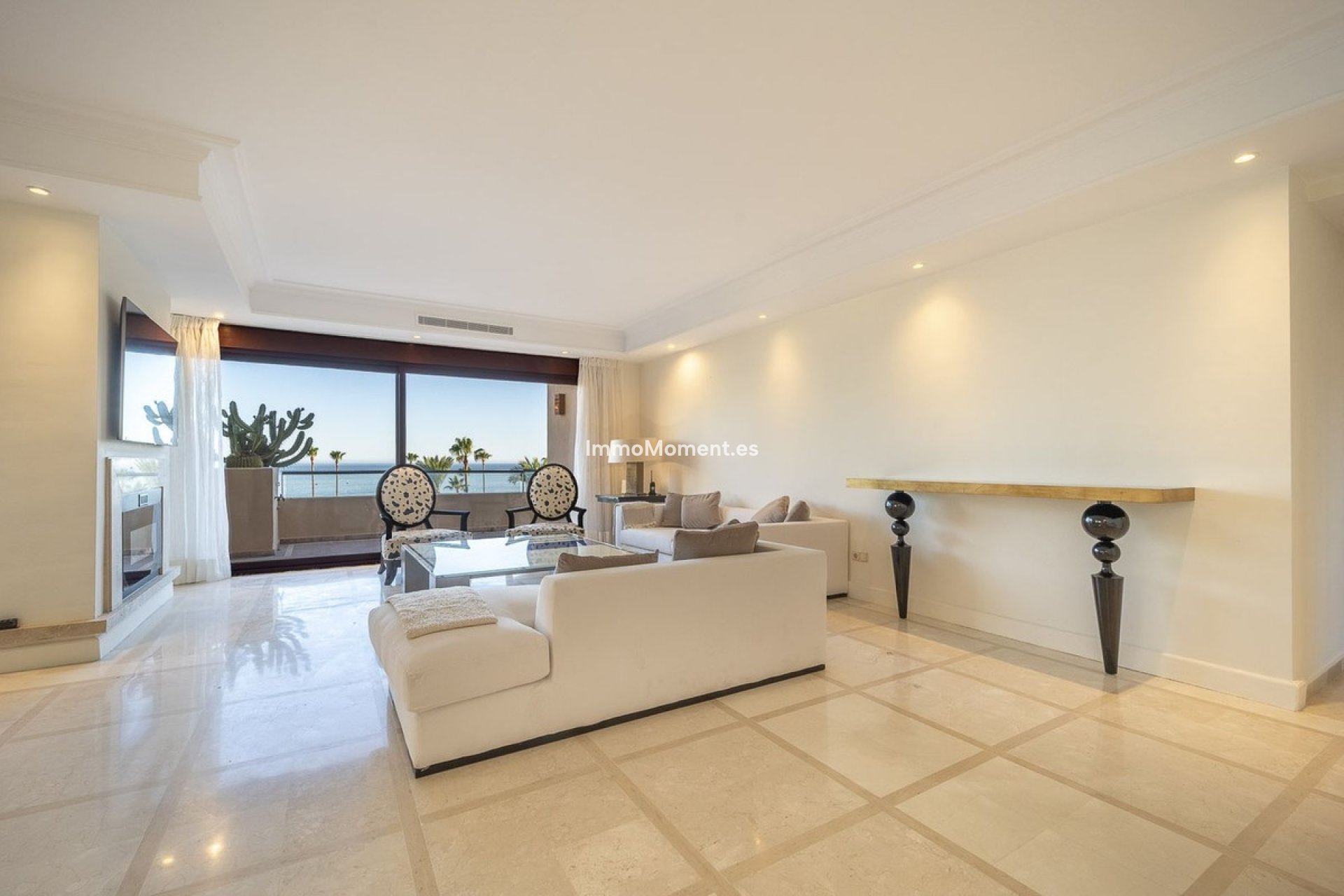Resale - Apartment - Estepona - Costalita