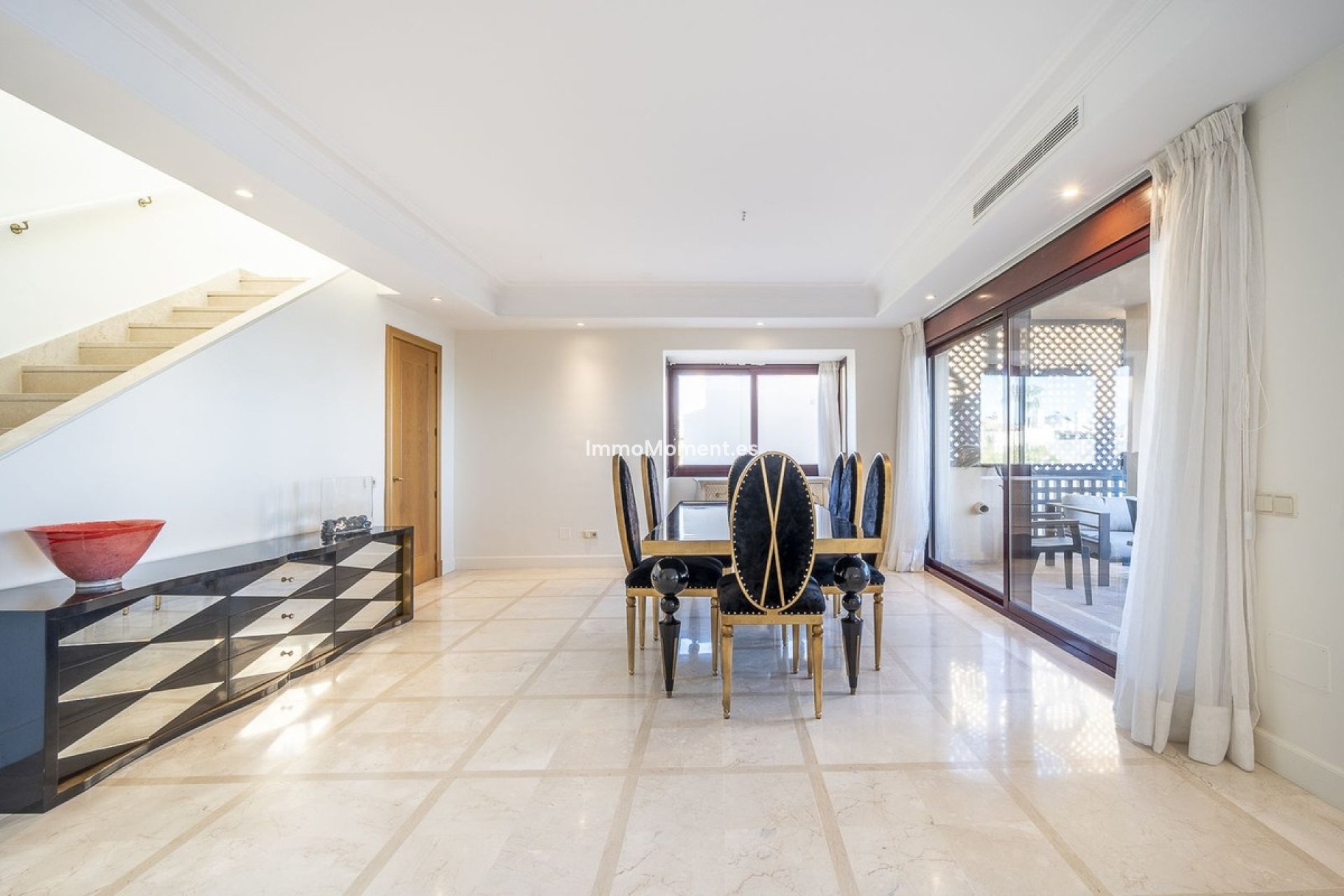 Resale - Apartment - Estepona - Costalita