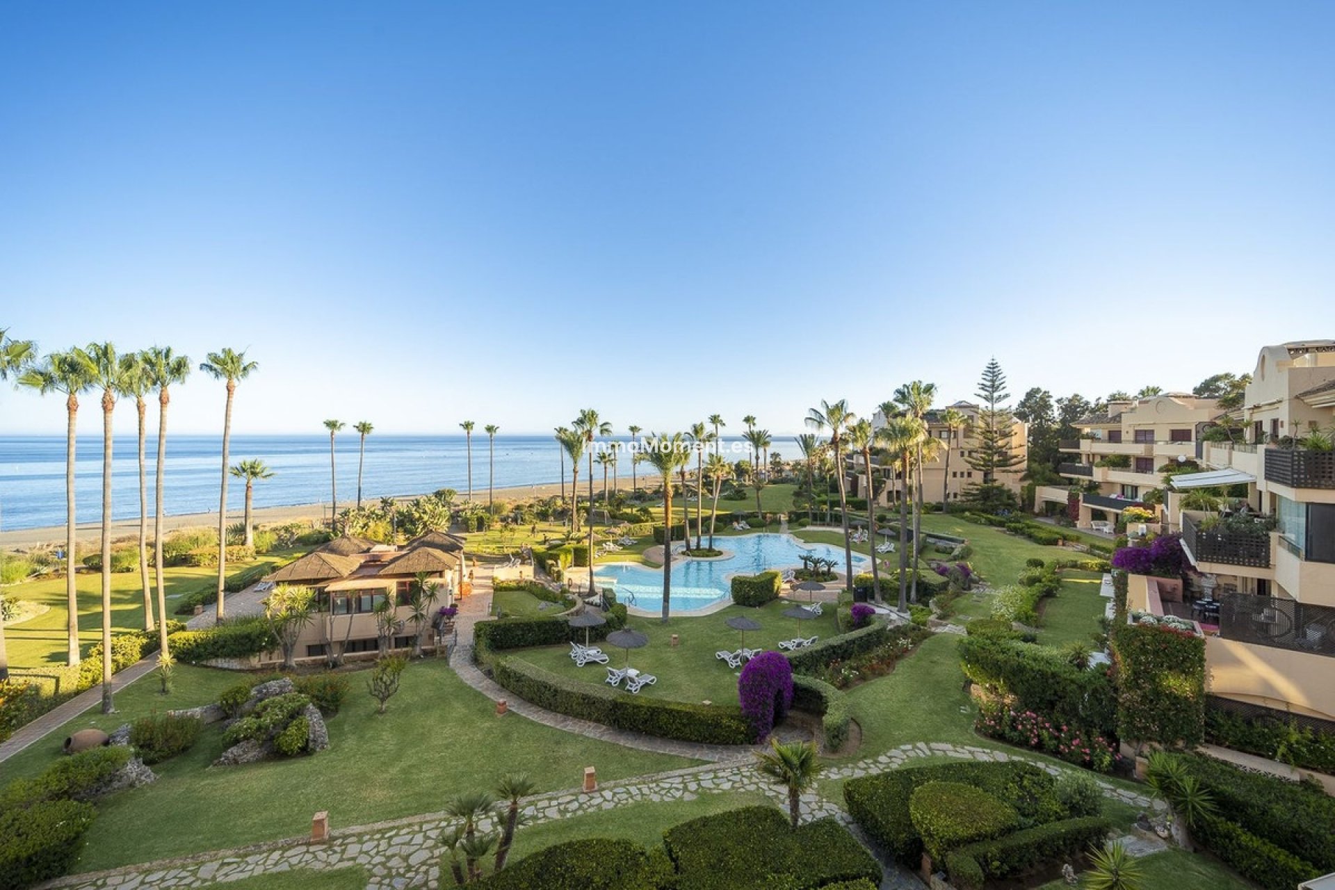 Resale - Apartment - Estepona - Costalita