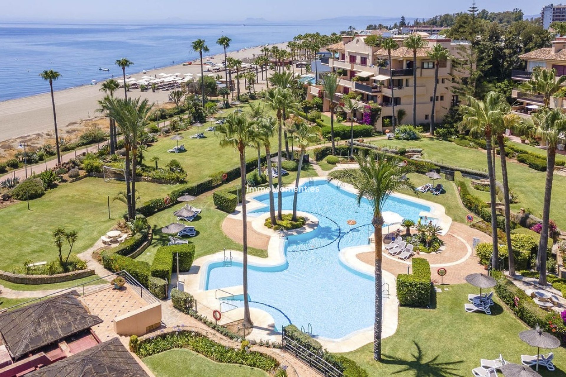 Resale - Apartment - Estepona - Costalita