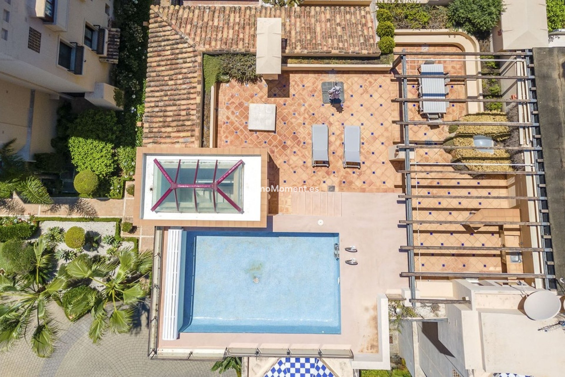 Resale - Apartment - Estepona - Costalita