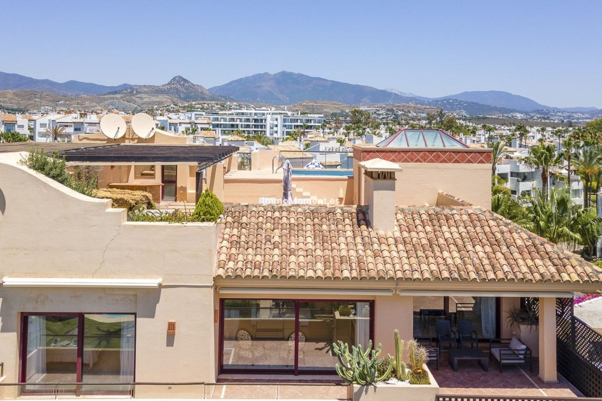 Resale - Apartment - Estepona - Costalita