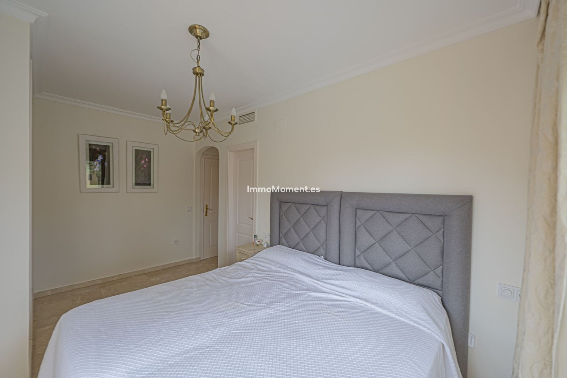 Resale - Apartment - Estepona - Costalita