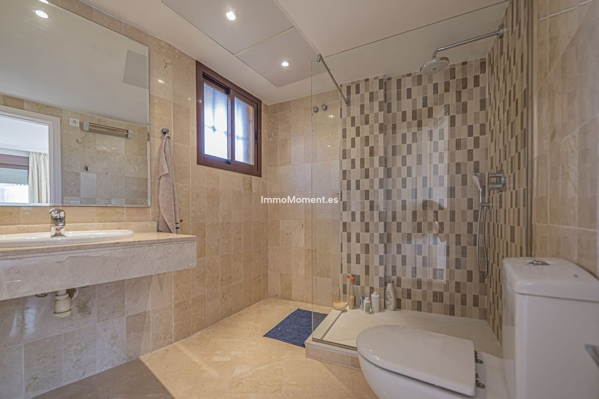 Resale - Apartment - Estepona - Costalita
