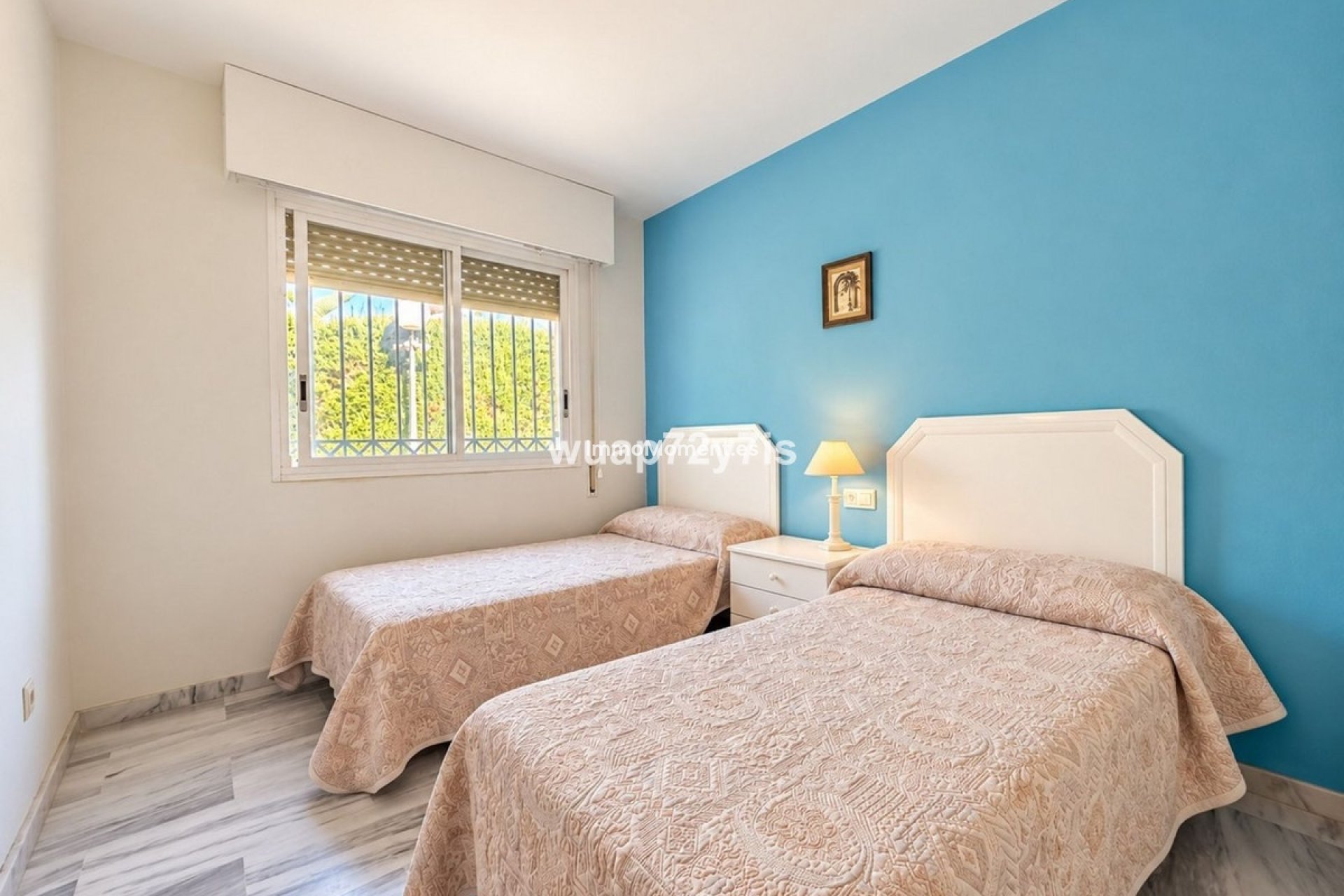 Resale - Apartment - Estepona - Costalita