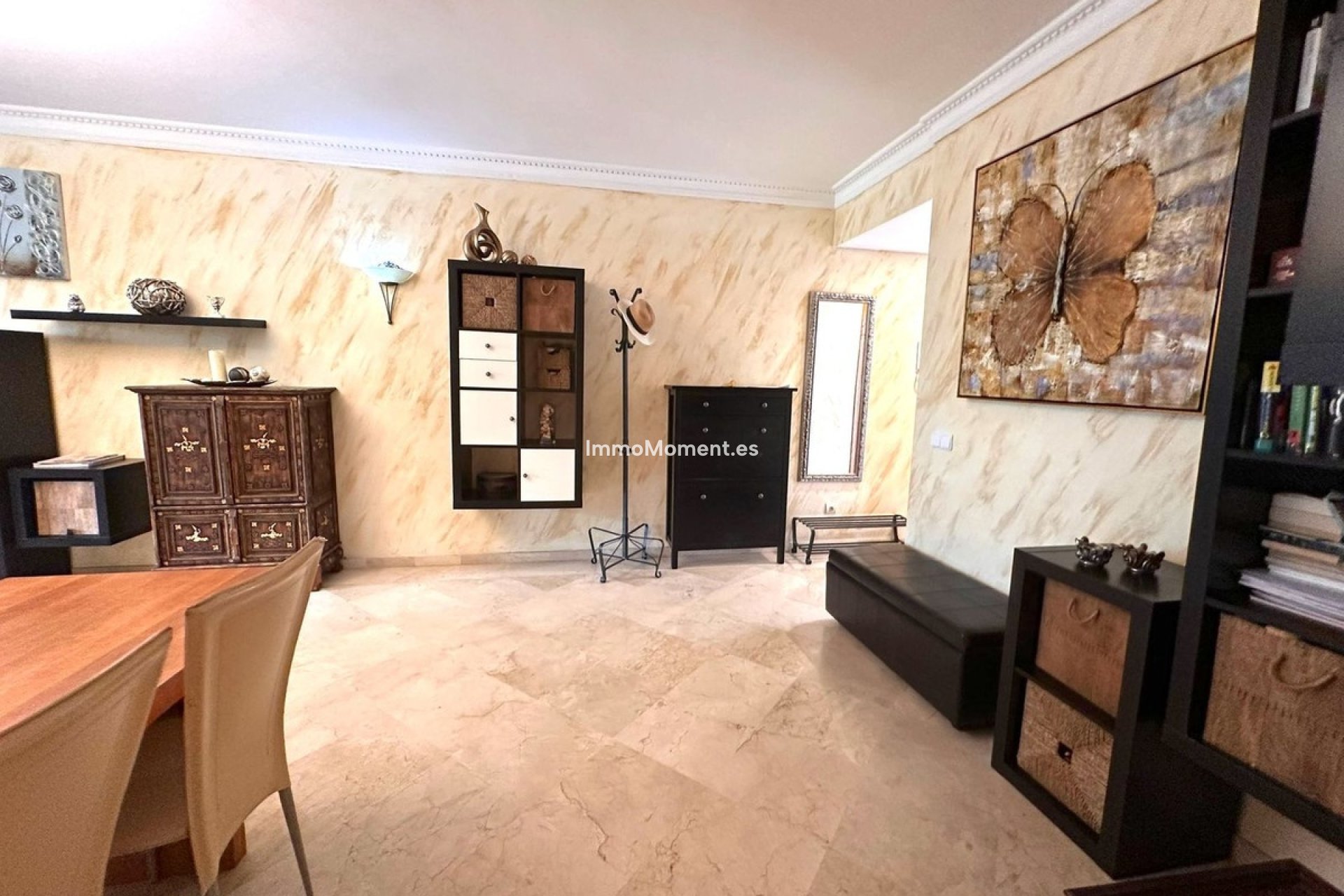 Resale - Apartment - Estepona - Costalita