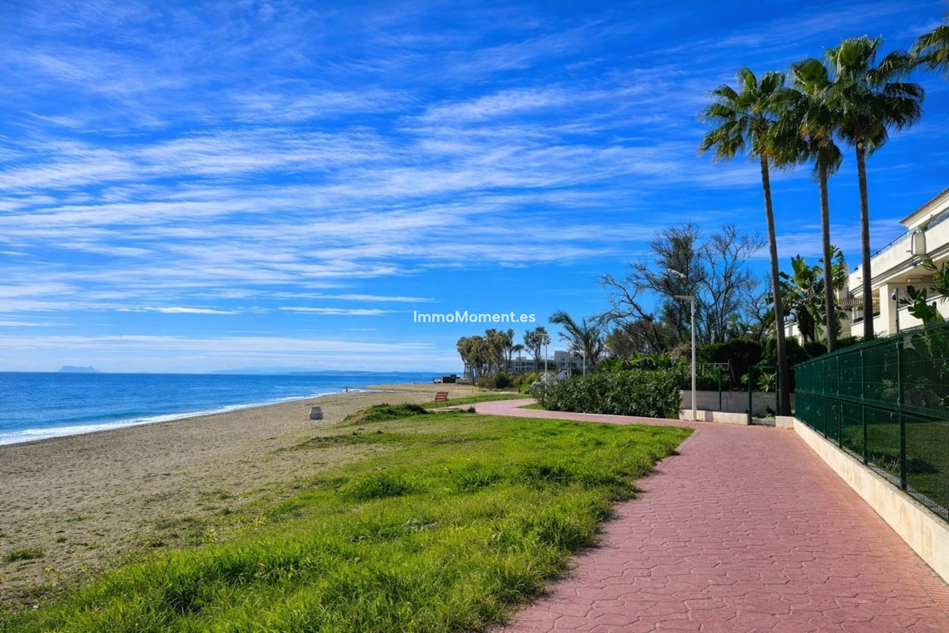 Resale - Apartment - Estepona - Costalita