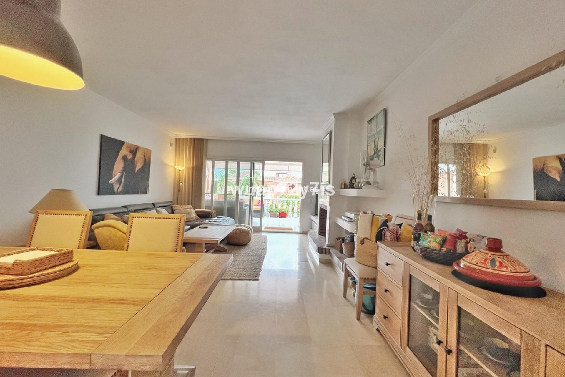 Resale - Apartment - Estepona - Costalita