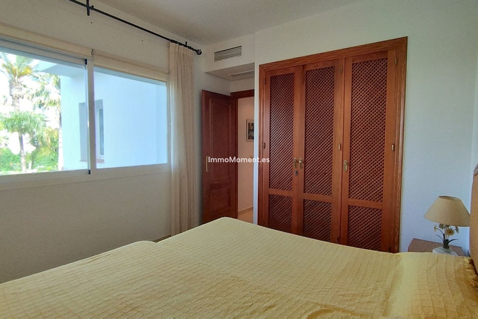 Resale - Apartment - Estepona - Costalita