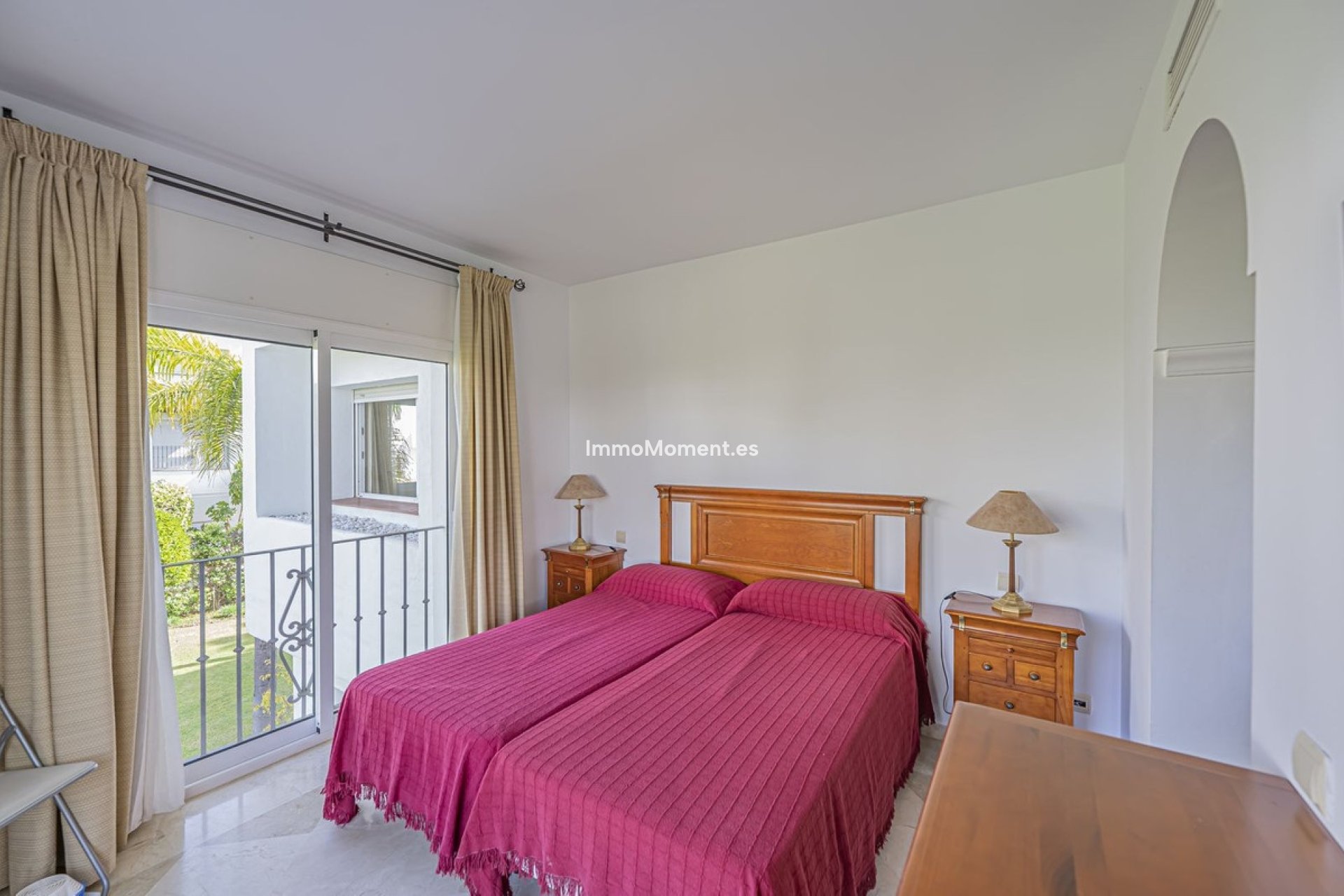 Resale - Apartment - Estepona - Costalita