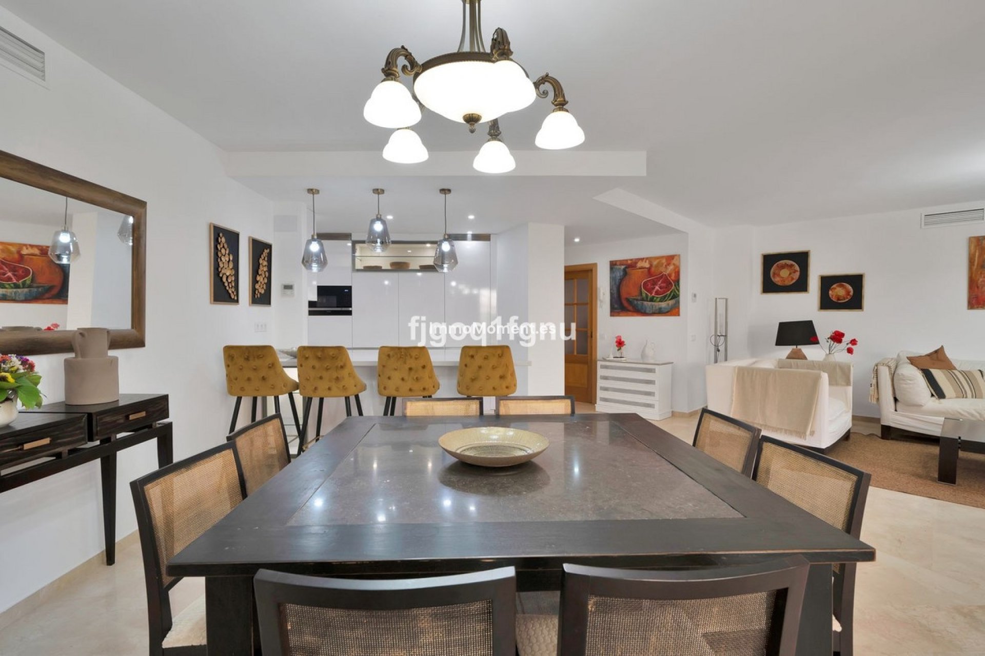 Resale - Apartment - Estepona - Costalita