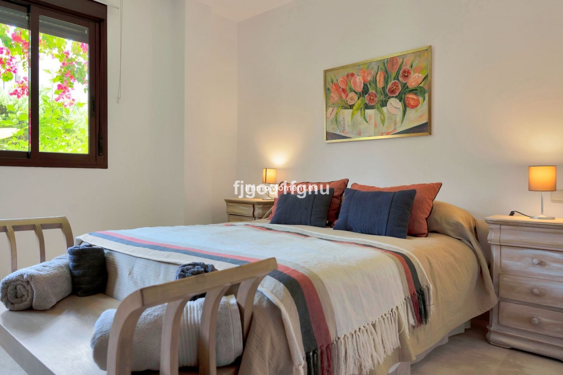 Resale - Apartment - Estepona - Costalita