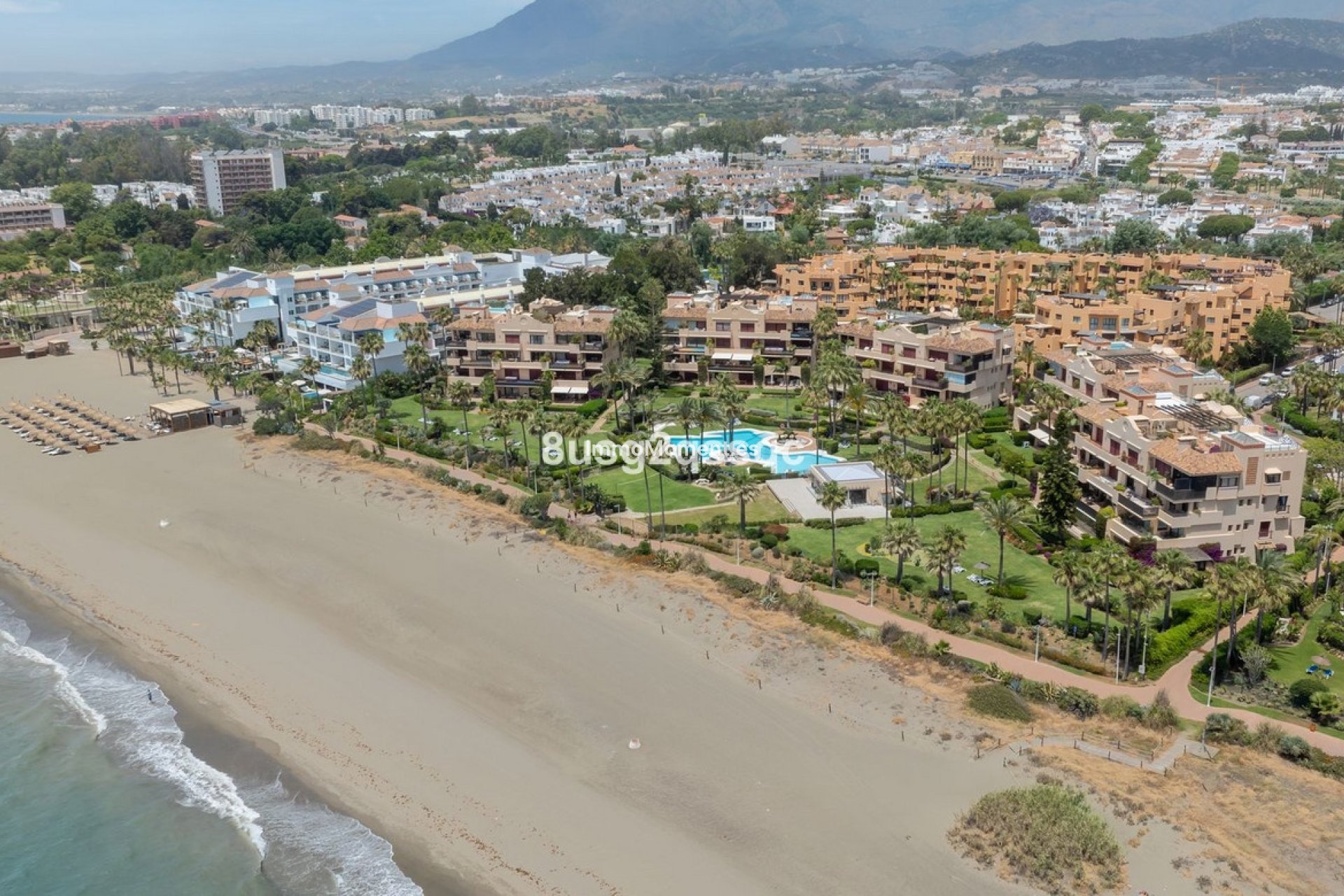 Resale - Apartment - Estepona - Costalita