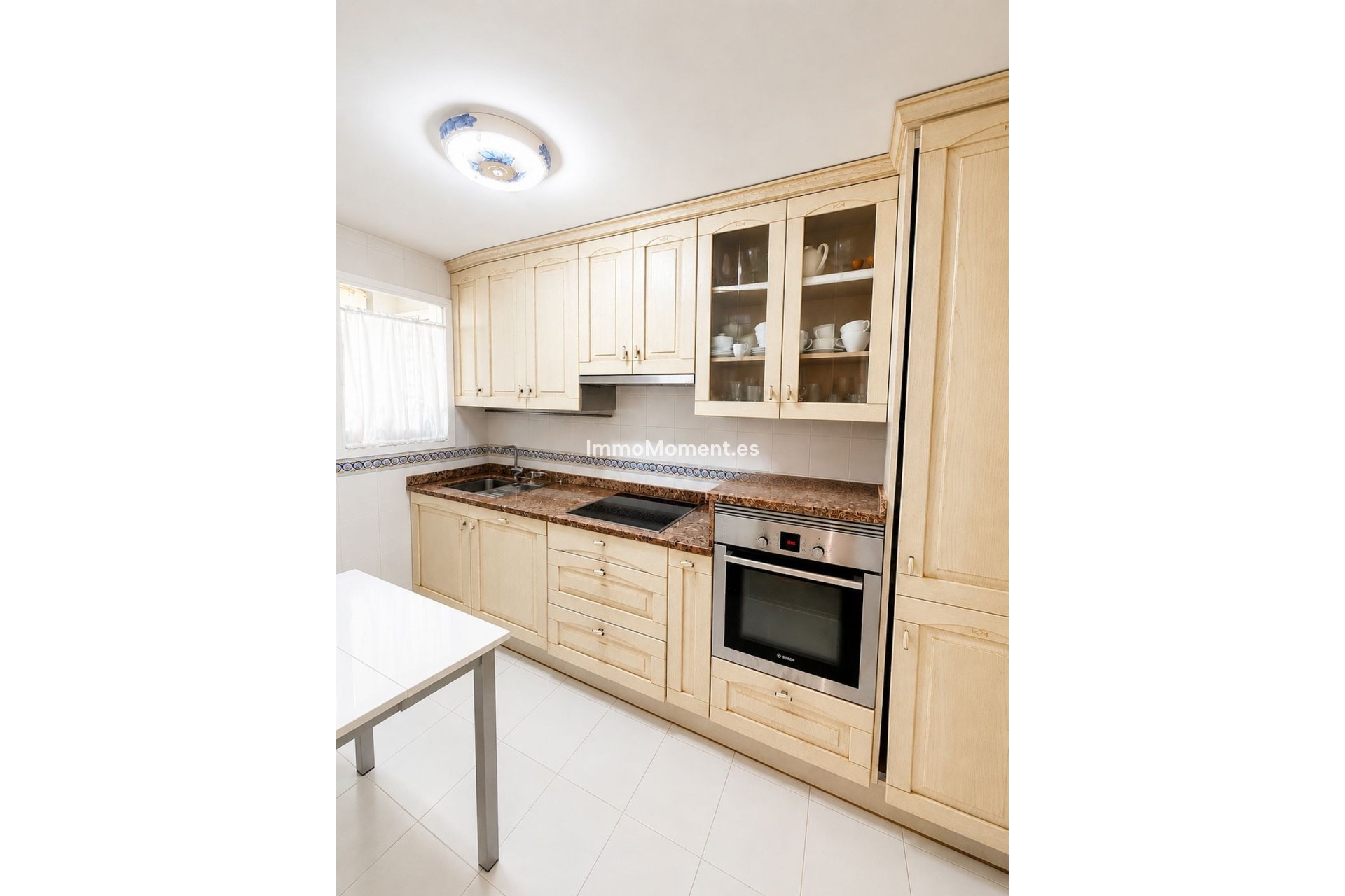 Resale - Apartment - Estepona - Costalita