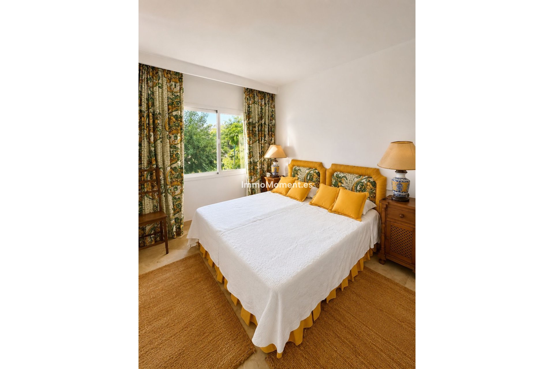 Resale - Apartment - Estepona - Costalita