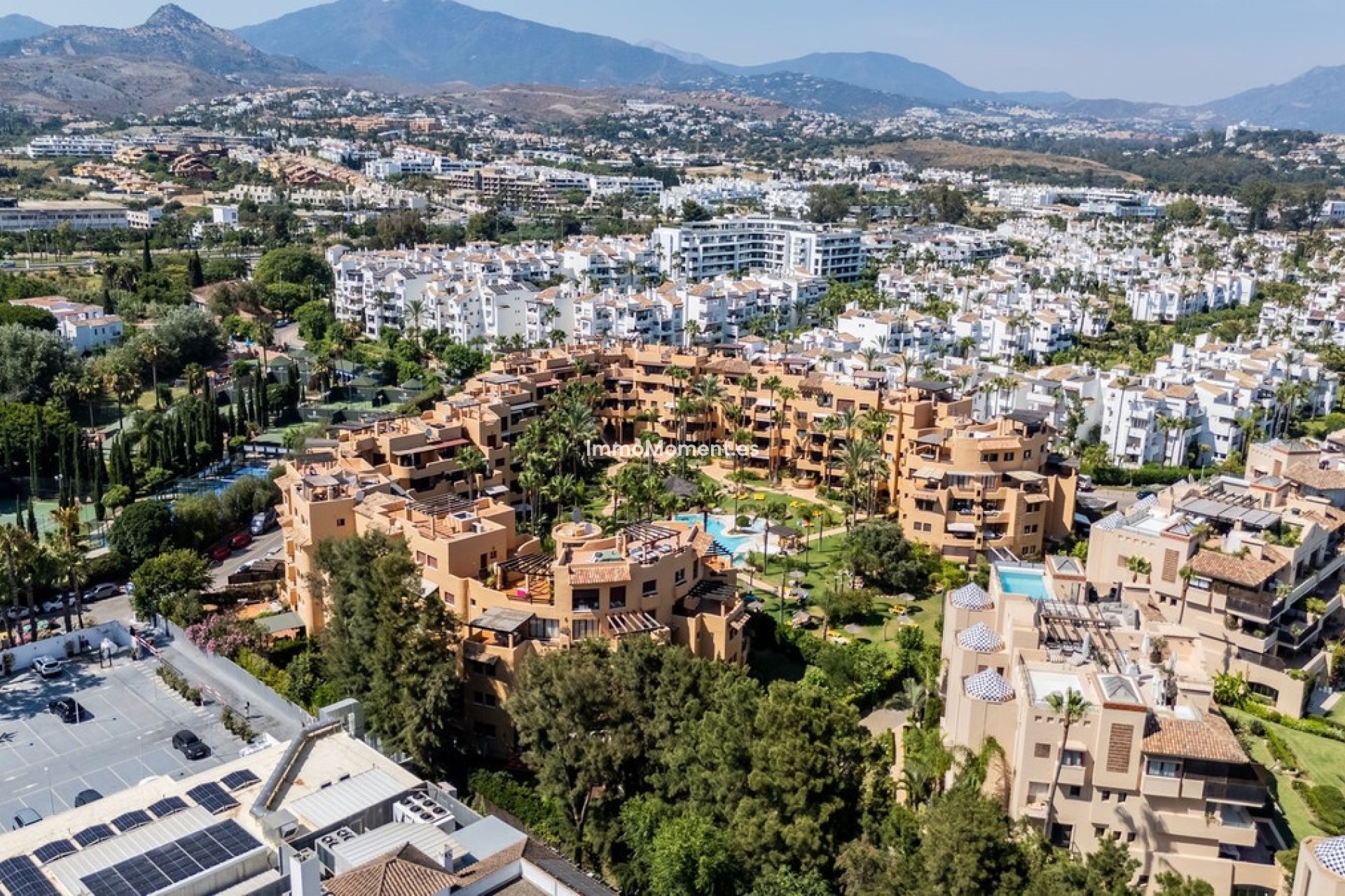 Resale - Apartment - Estepona - Costalita